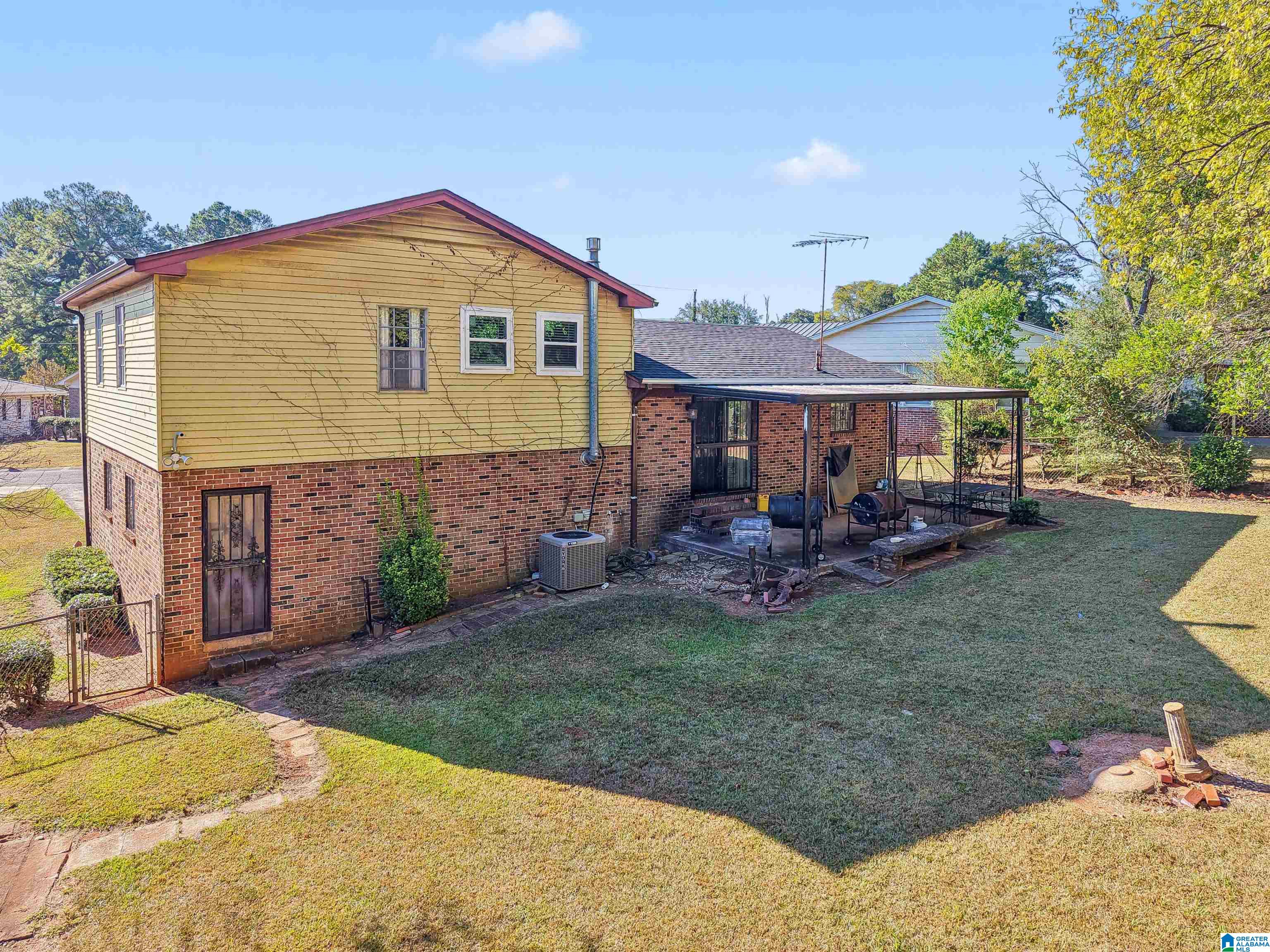 Photo 3 of Single family home for sale at 6516 Cordrey Ct, Birmingham, AL 35228 | MLS# 21465829 | Listing updated on 2026-10-02