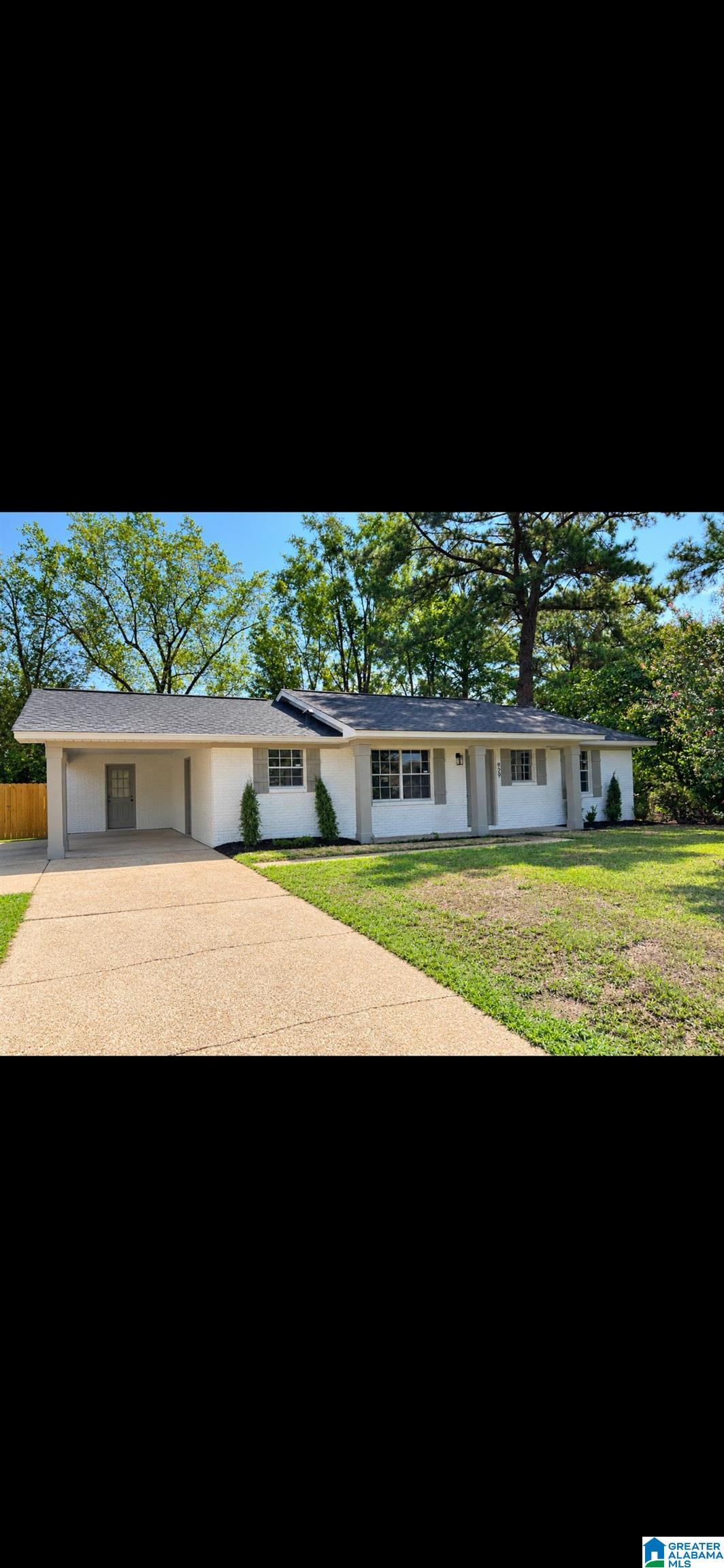 Photo 1 of Single family home for sale at 929 Snows Ml Ave, Tuscaloosa, AL 35406 | MLS# 21465864 | Listing updated on 2026-09-25