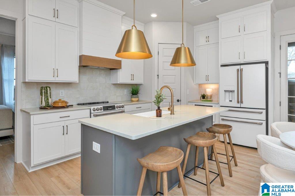 Photo 3 of Townhouse for sale at 787 Riverwalk Dr, Hoover, AL 35244 | MLS# 21465912 | Listing updated on 2026-09-25