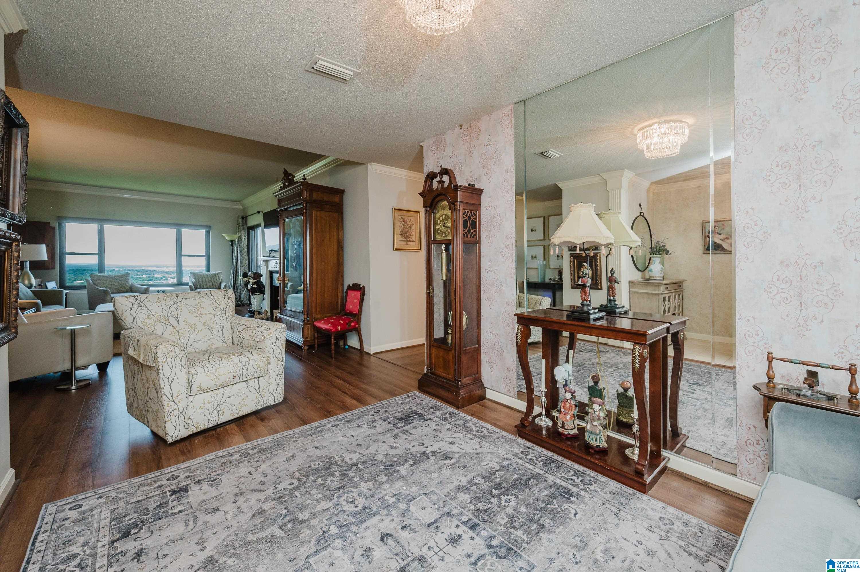 Photo 4 of Condo for sale at 1200 Beacon Pkwy E #607, Birmingham, AL 35209 | MLS# 21465913 | Listing updated on 2026-10-01