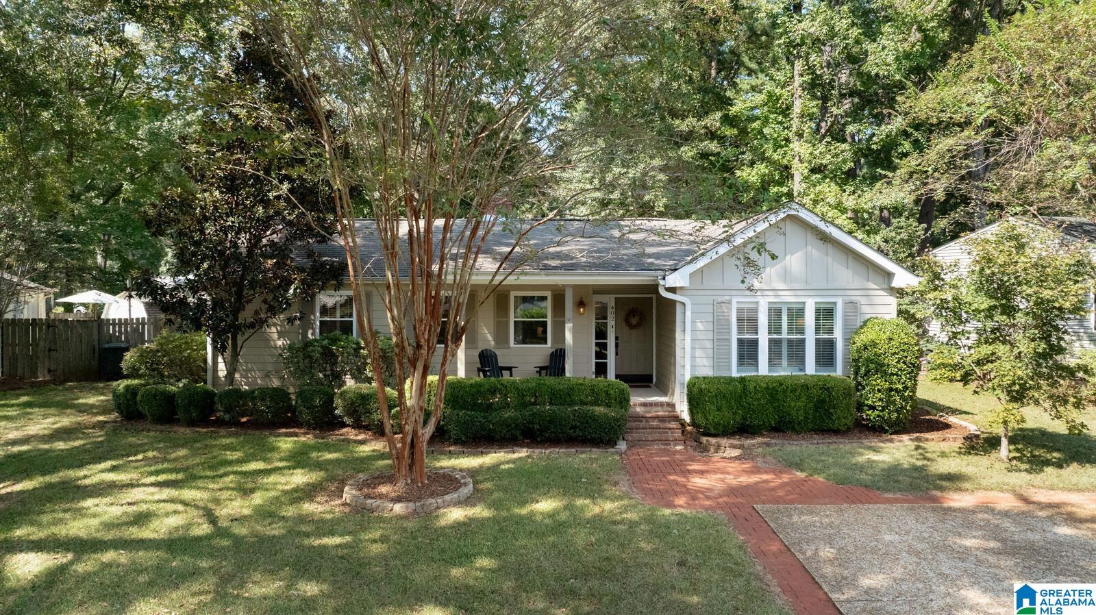 Single family home for sale at 402 Whittier Dr, BIRMINGHAM, AL 35213 | MLS# 21465989