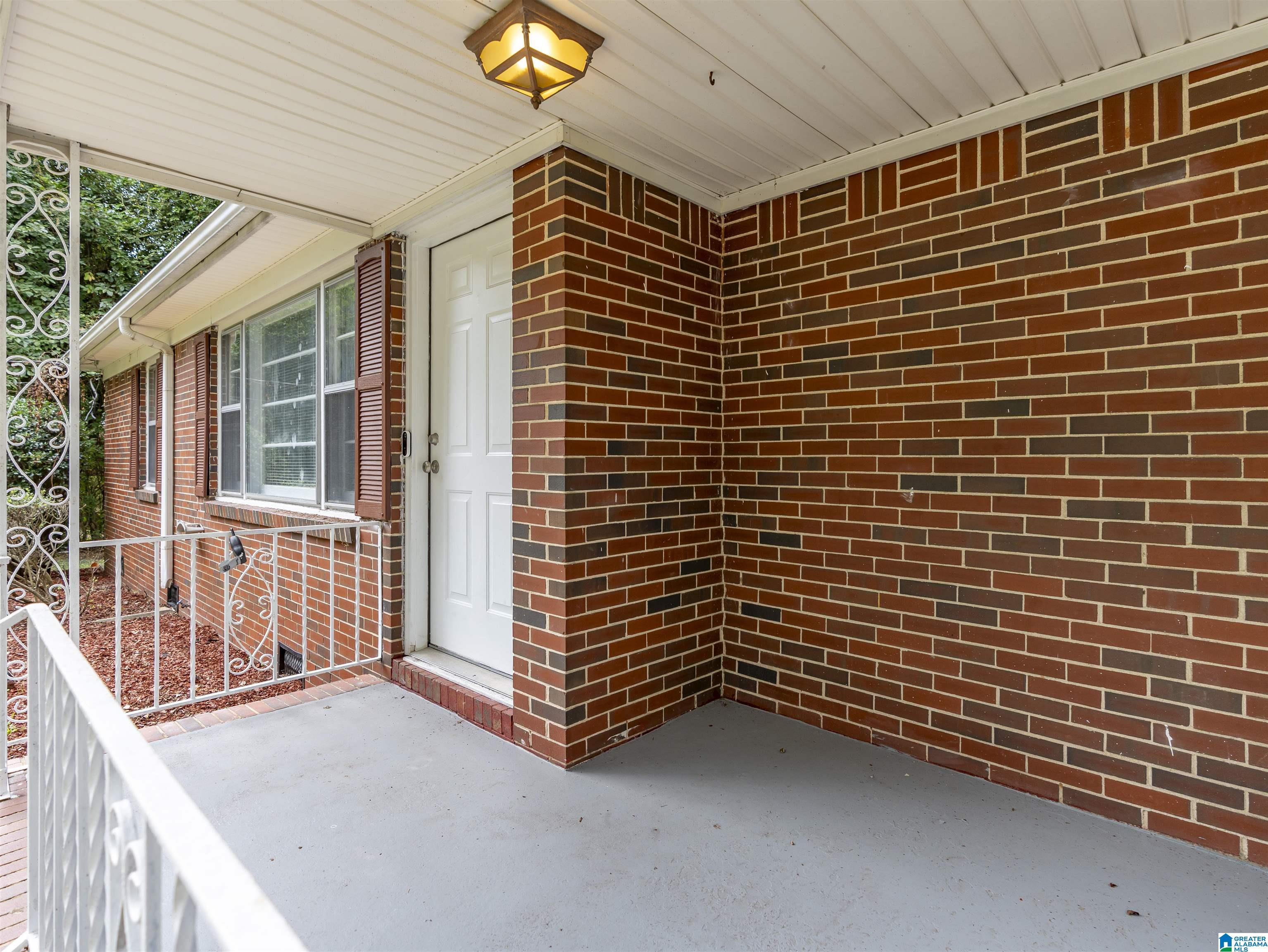 Photo 1 of Single family home for sale at 254 NE Lake Dr Cir, Birmingham, AL 35215 | MLS# 21466157 | Listing updated on 2026-09-27
