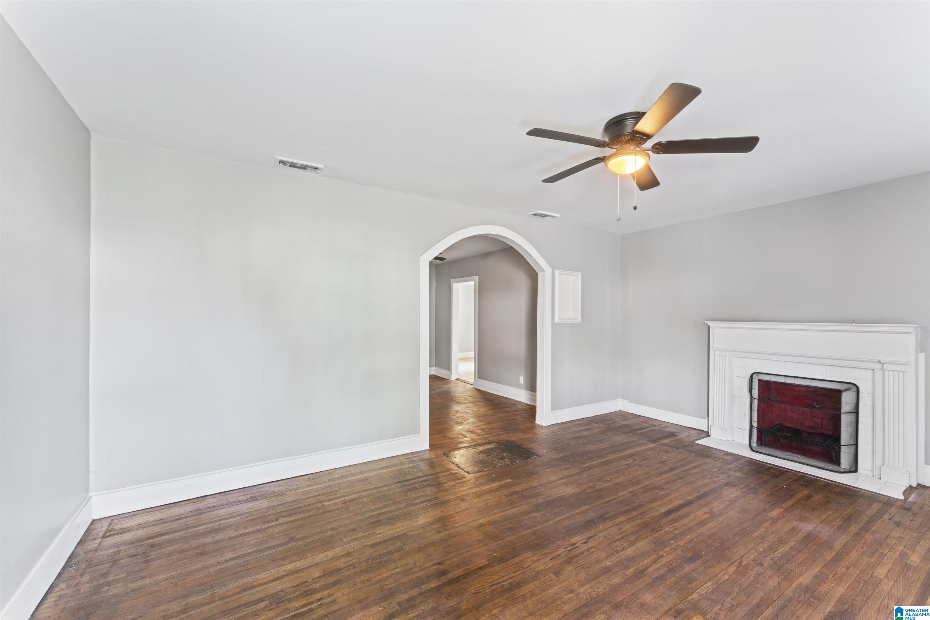 Photo 1 of Single family home for sale at 4645 Ave U, Birmingham, AL 35208 | MLS# 21466246 | Listing updated on 2026-09-29