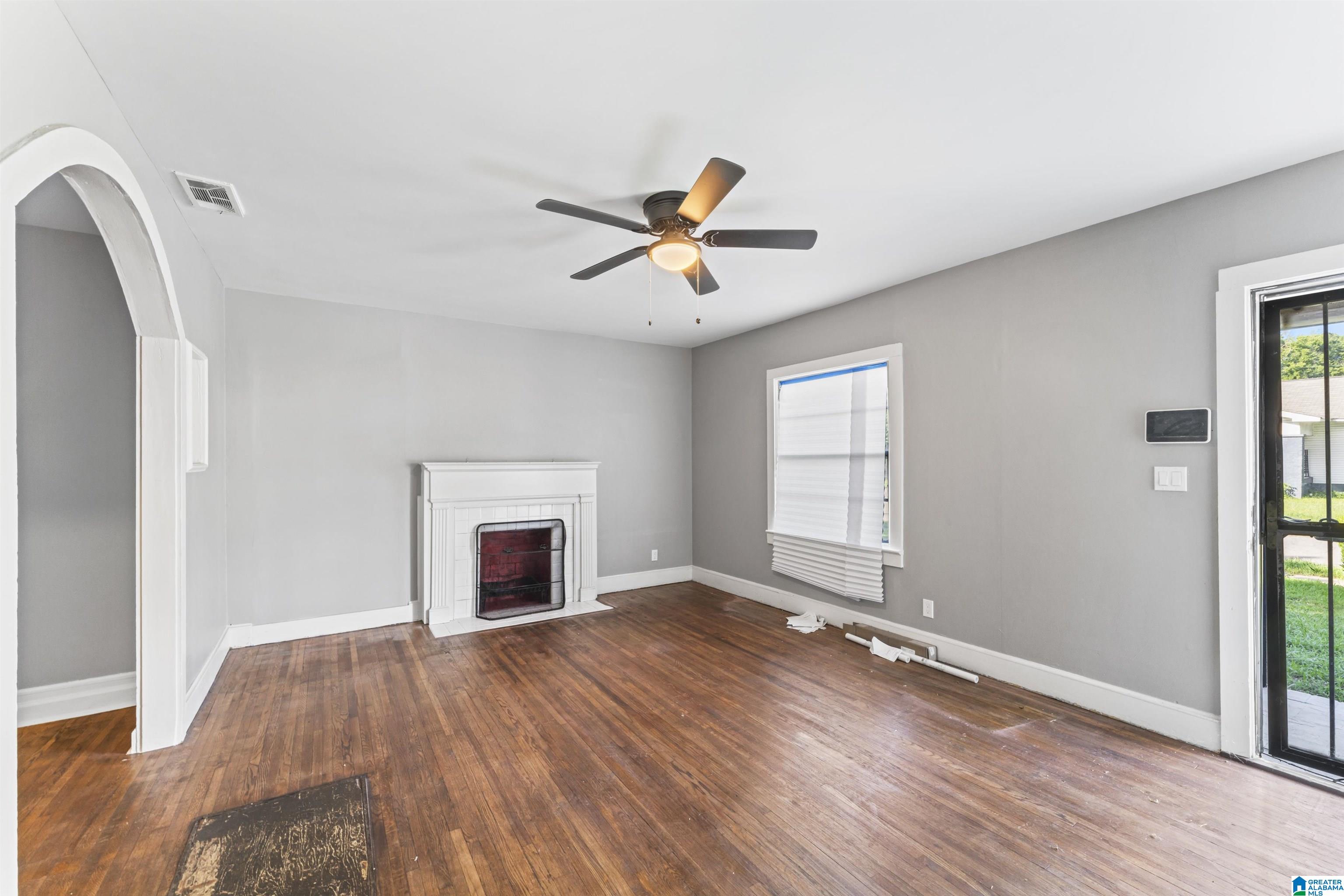 Photo 2 of Single family home for sale at 4645 Ave U, Birmingham, AL 35208 | MLS# 21466246 | Listing updated on 2026-09-29