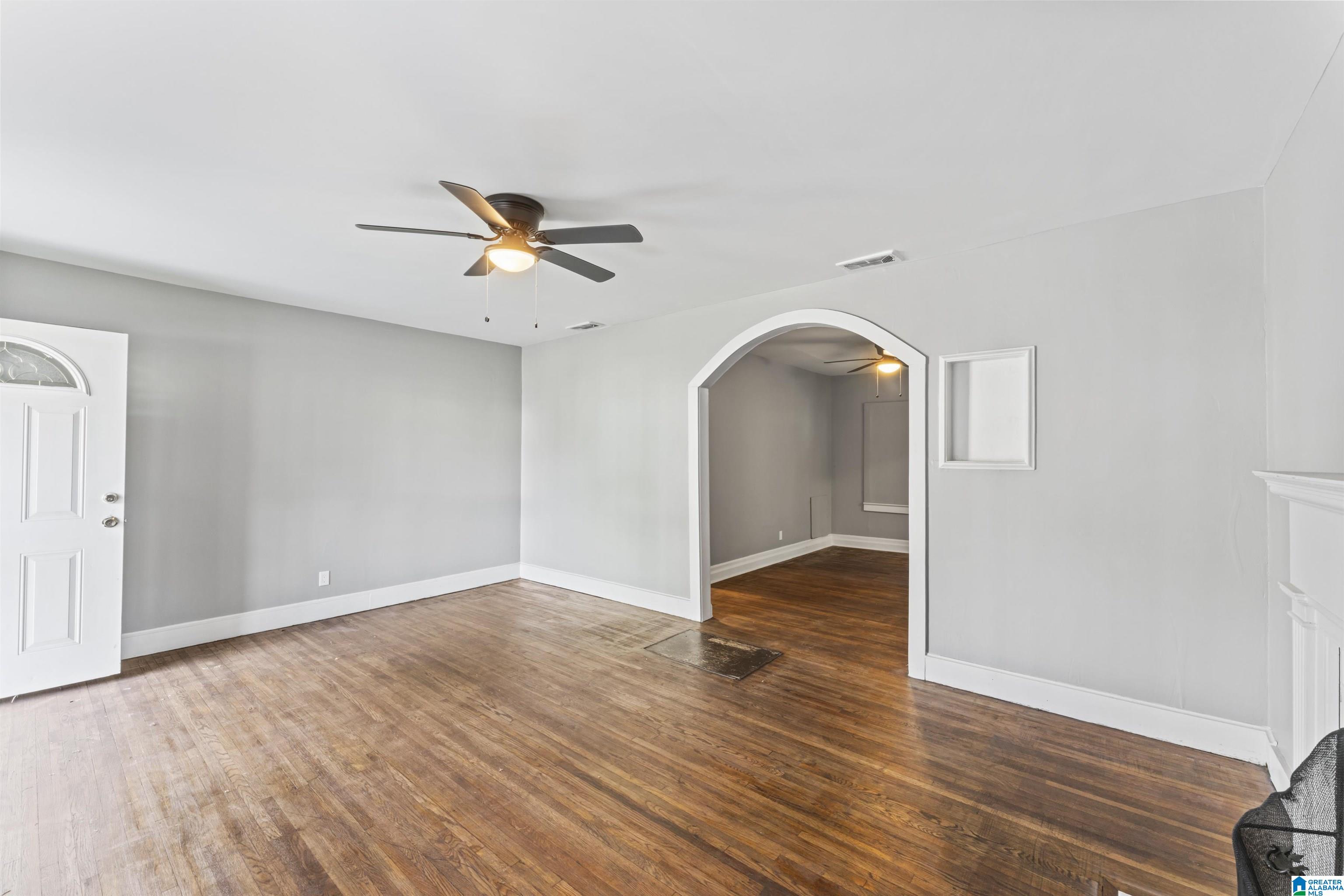 Photo 3 of Single family home for sale at 4645 Ave U, Birmingham, AL 35208 | MLS# 21466246 | Listing updated on 2026-09-29
