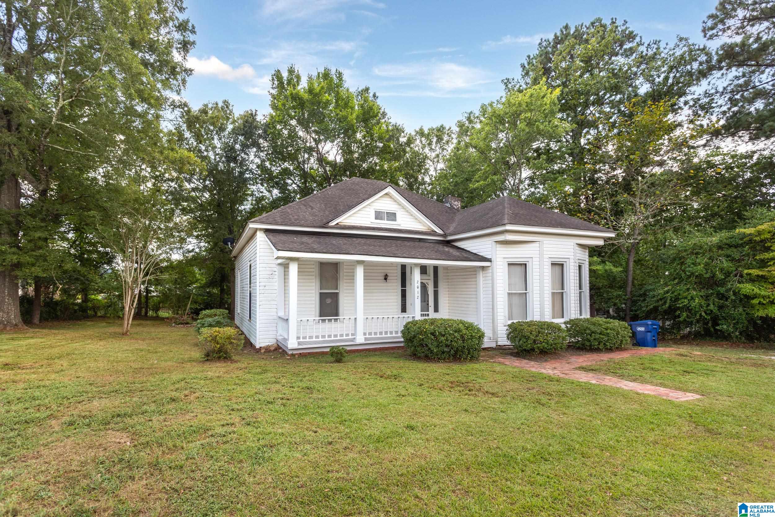 Photo 1 of Single family home for sale at 2012 2nd Avenue N, Pell City, AL 35125 | MLS# 21466286 | Listing updated on 2026-10-22