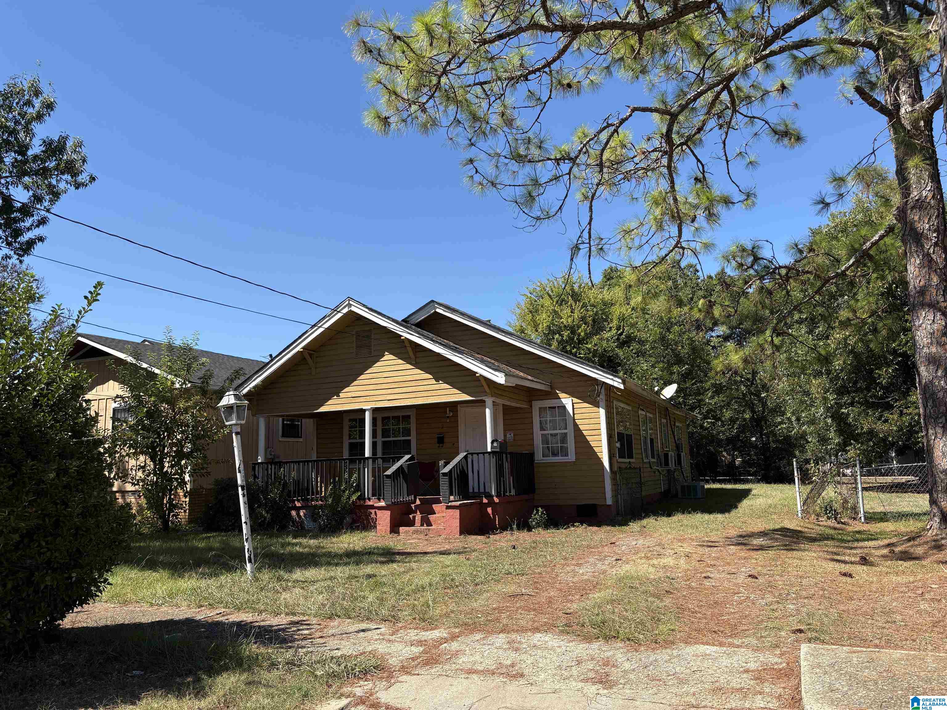 Single family home for sale at 12 4th Avenue SW, BIRMINGHAM, AL 35211 | MLS# 21466306
