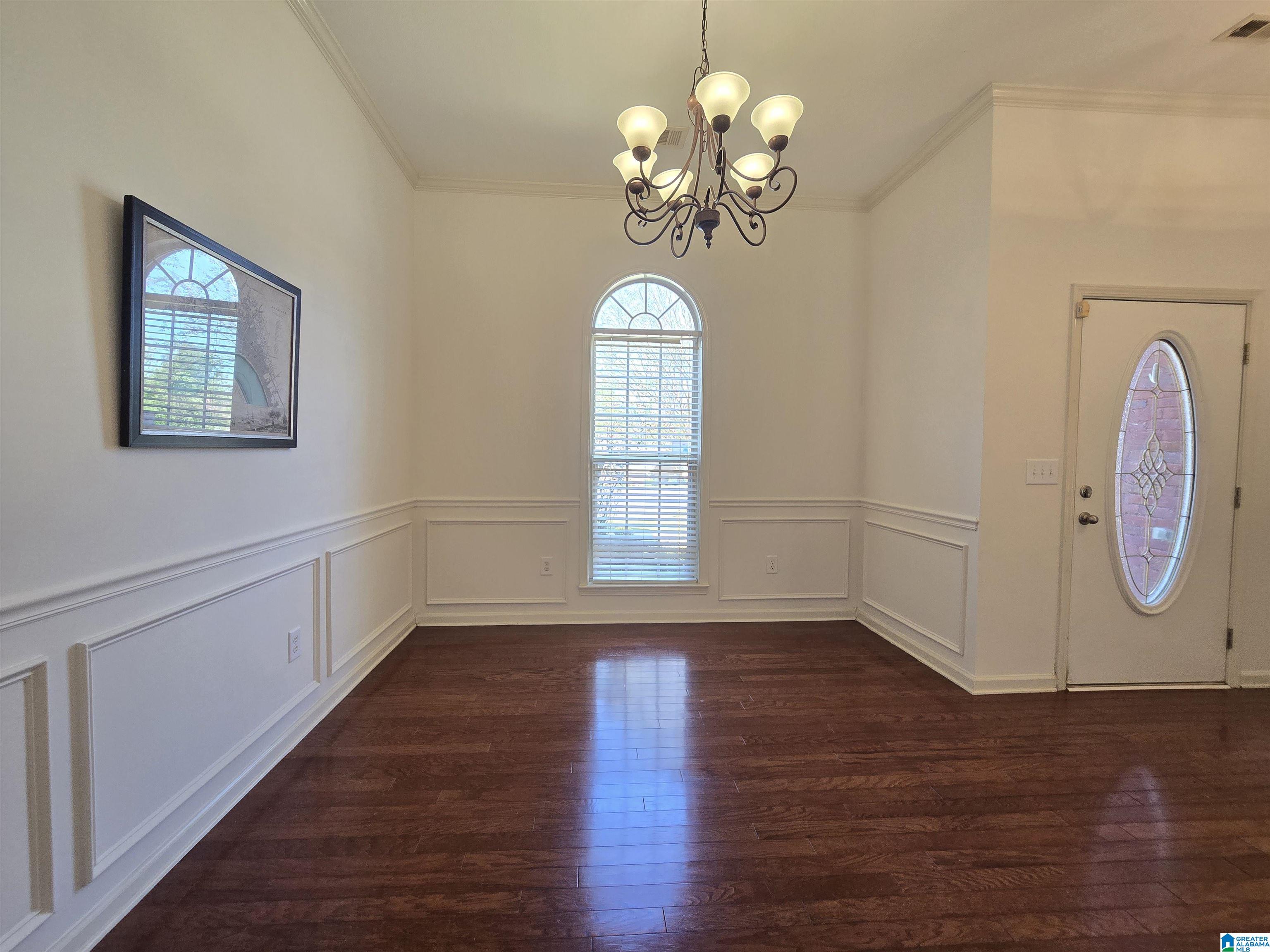 Photo 3 of Single family home for sale at 1432 Primrose Ln, Hoover, AL 35244 | MLS# 21466328 | Listing updated on 2026-10-01