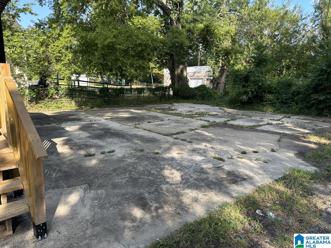 Photo 1 of Single family home for sale at 1229 Alabama Ave SW, Birmingham, AL 35211 | MLS# 21466335 | Listing updated on 2026-09-30