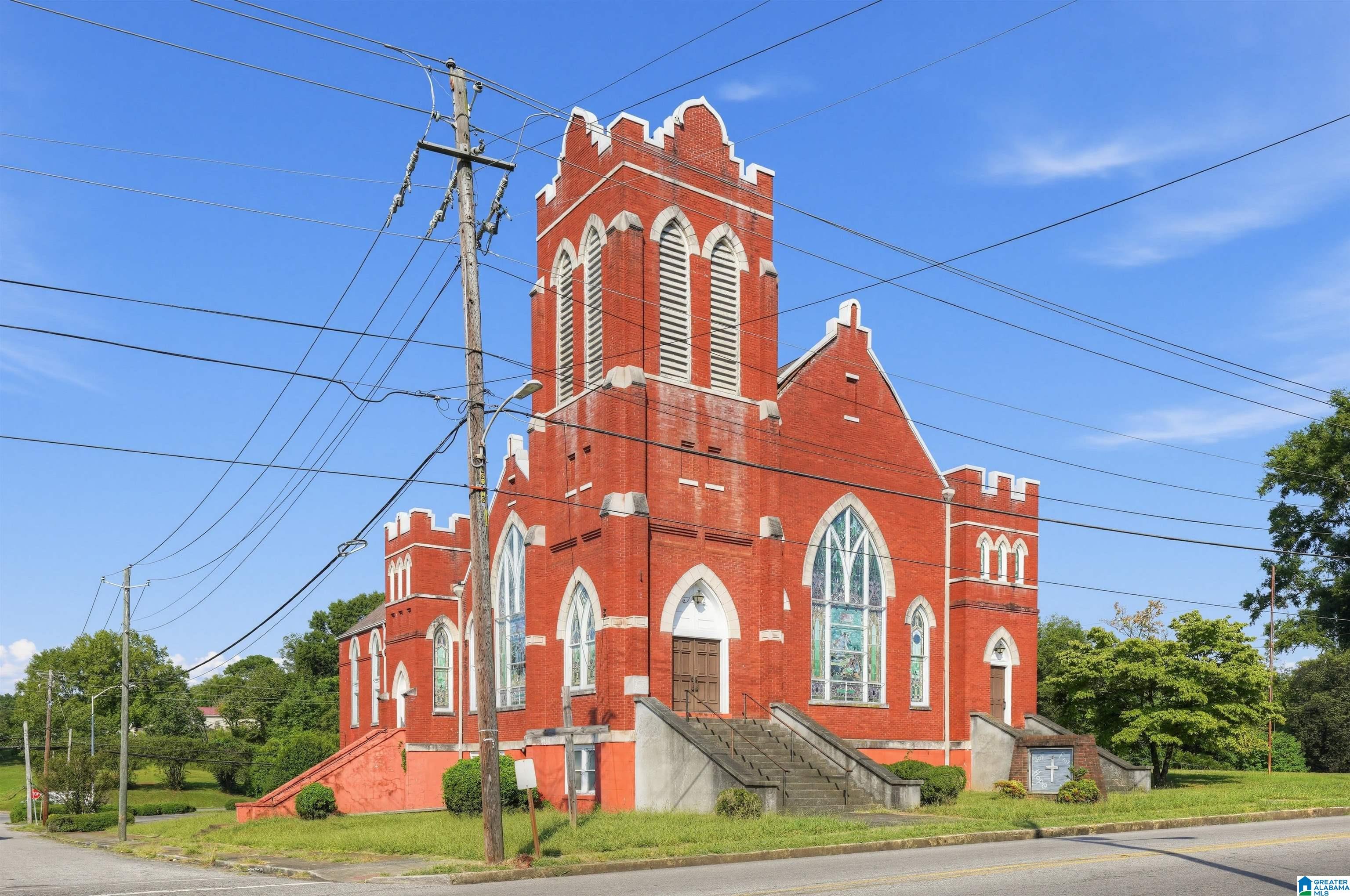 400 N EAST STREET