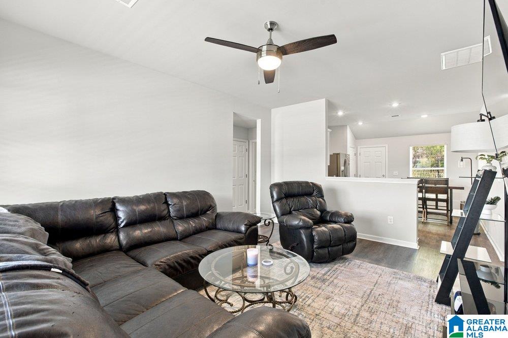 Photo 4 of Single family home for sale at 8688 Mohring Pl, Leeds, AL 35094 | MLS# 21466366 | Listing updated on 2026-10-02