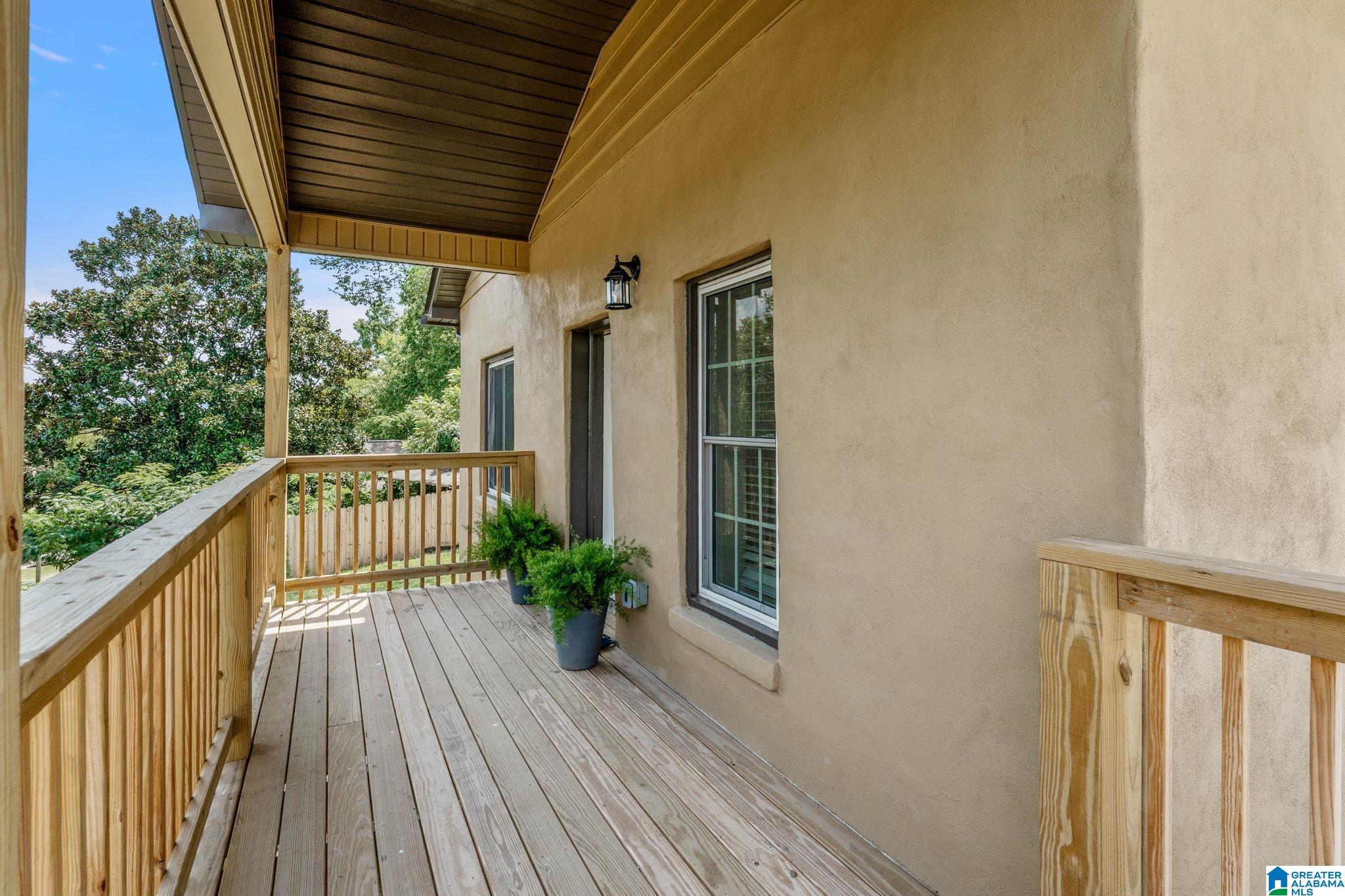 Photo 3 of Single family home for sale at 2516 17th Street S, Birmingham, AL 35209 | MLS# 21466371 | Listing updated on 2026-09-30