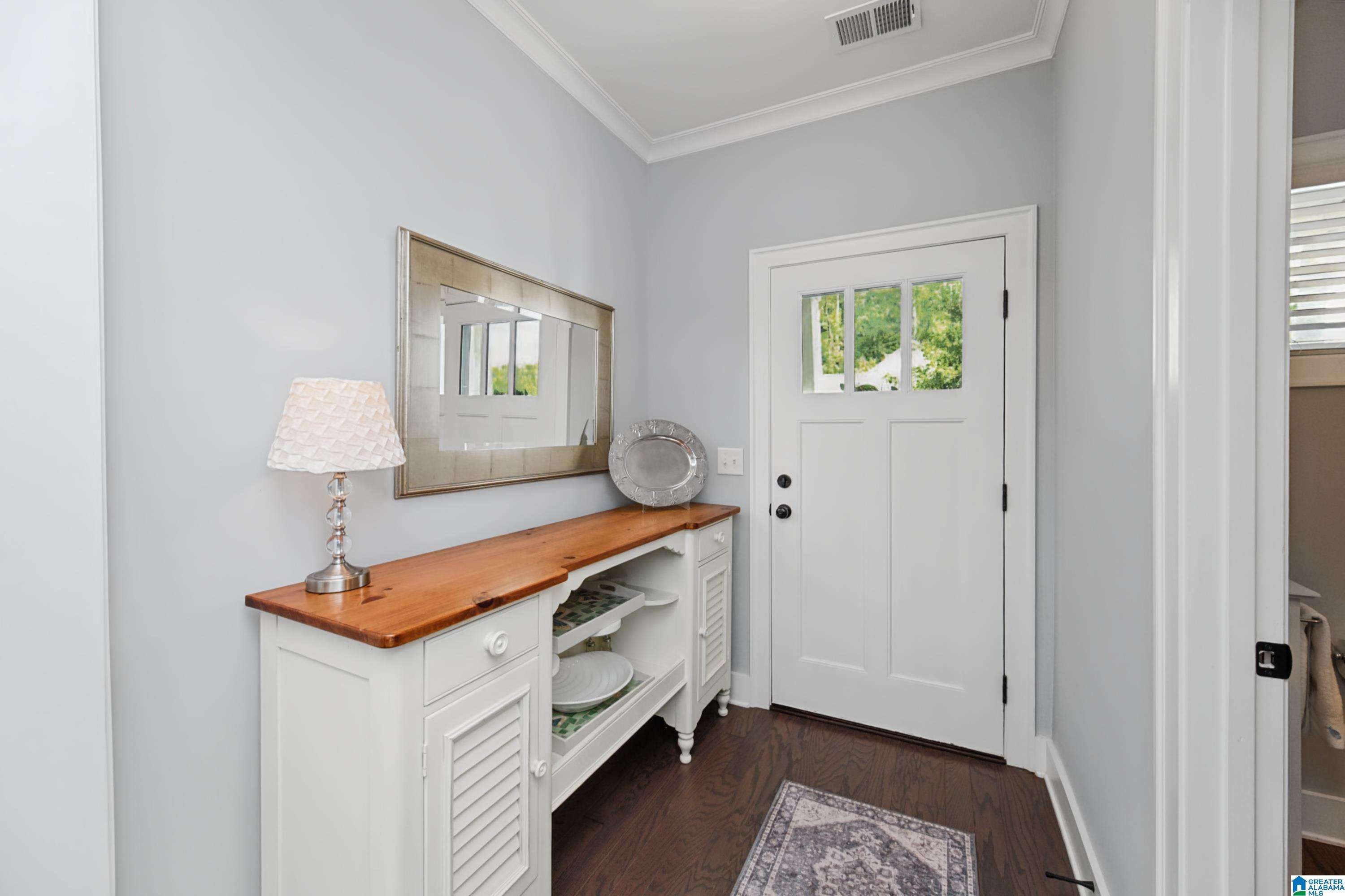 Photo 4 of Single family home for sale at 3991 Valley Manor, Birmingham, AL 35210 | MLS# 21466460 | Listing updated on 2026-10-03
