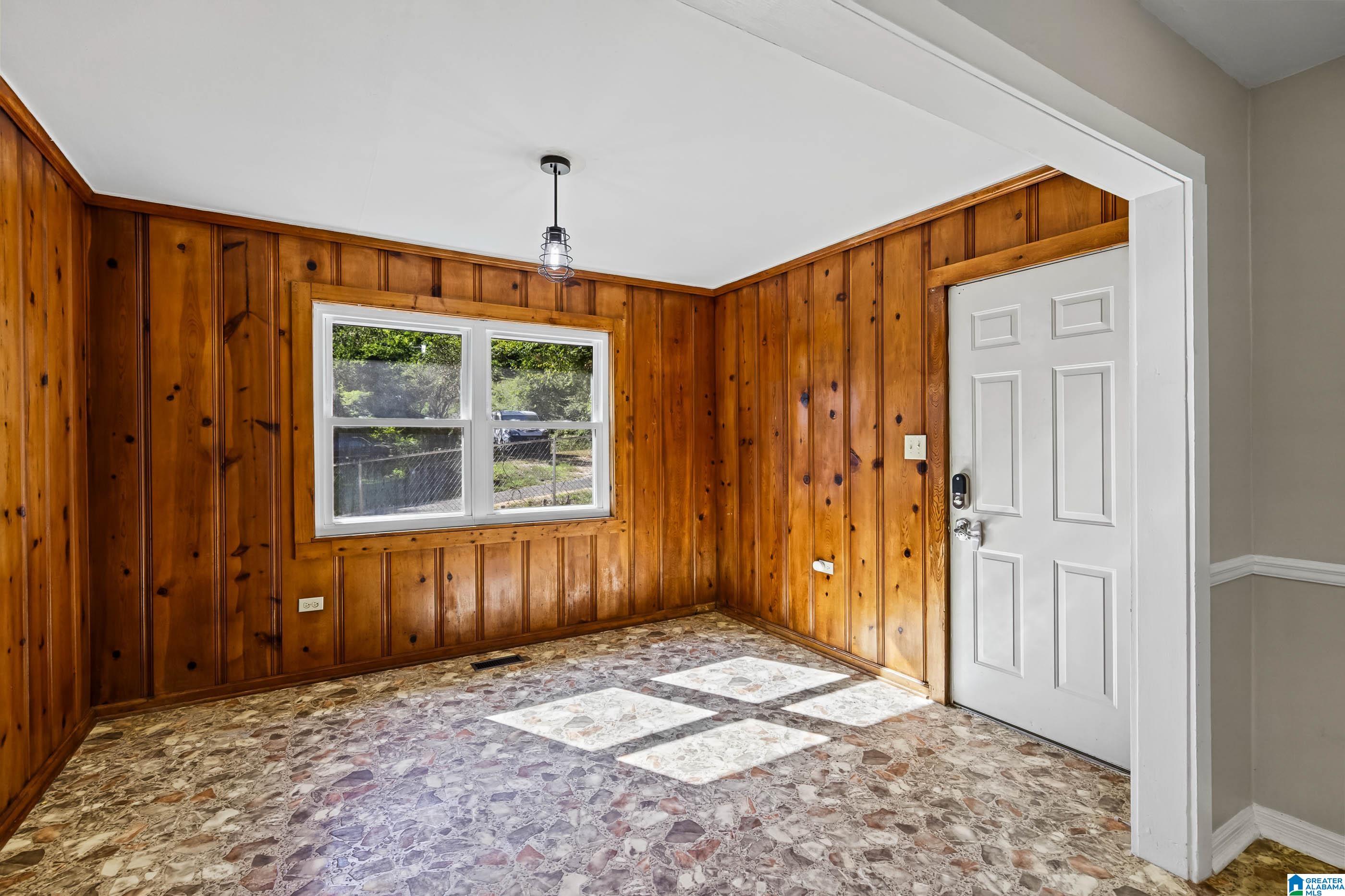 Photo 3 of Single family home for sale at 4636 Winchester Way, Irondale, AL 35210 | MLS# 21466550 | Listing updated on 2026-10-02