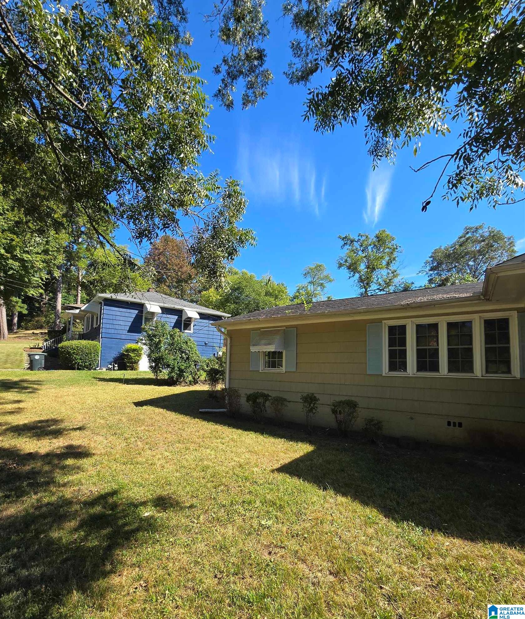 Photo 2 of Single family home for sale at 9607 Red Ln Dr, Birmingham, AL 35215 | MLS# 21466591 | Listing updated on 2026-10-02