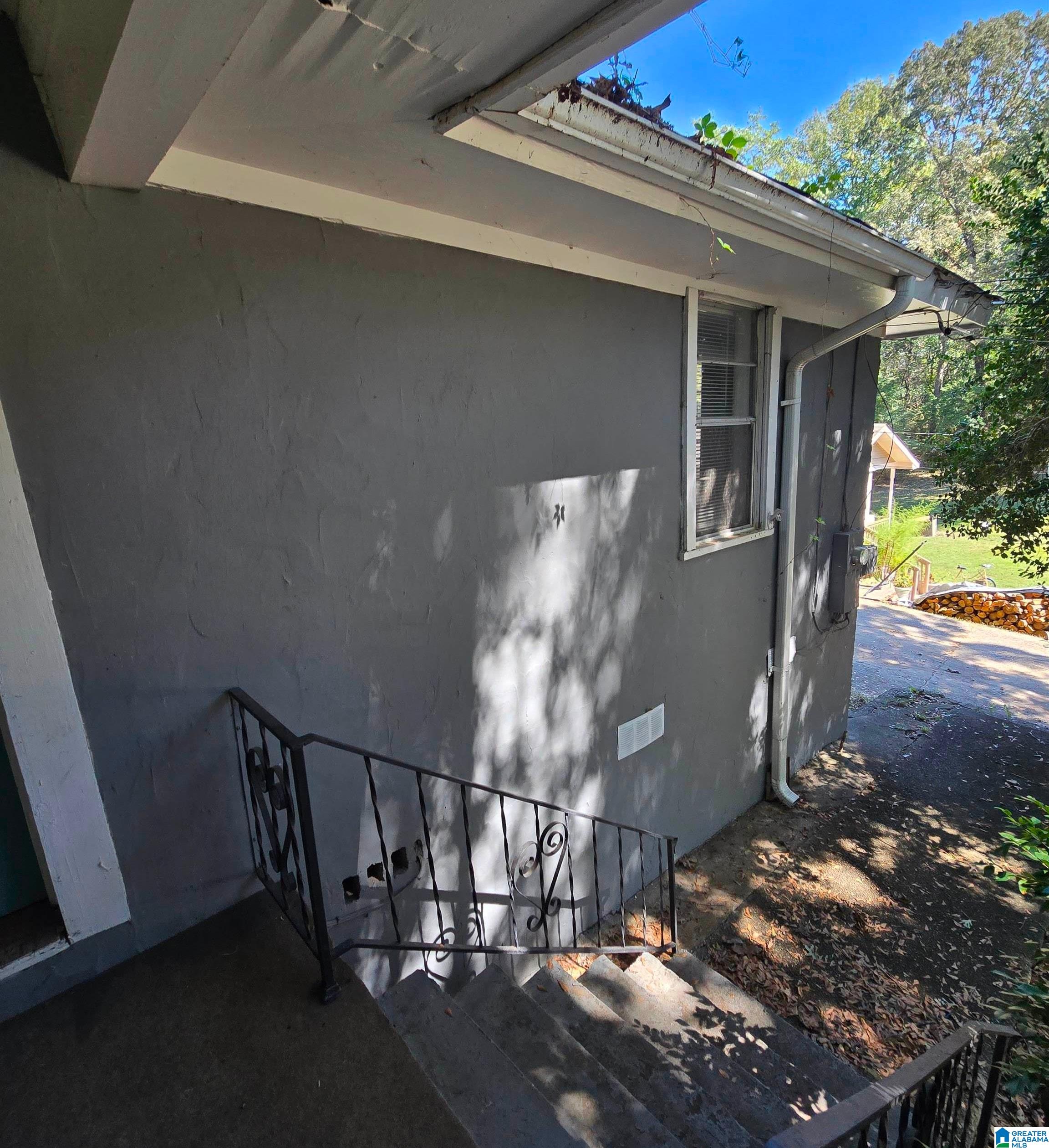 Photo 2 of Single family home for sale at 1529 Foster Ave, Birmingham, AL 35214 | MLS# 21466620 | Listing updated on 2026-10-02