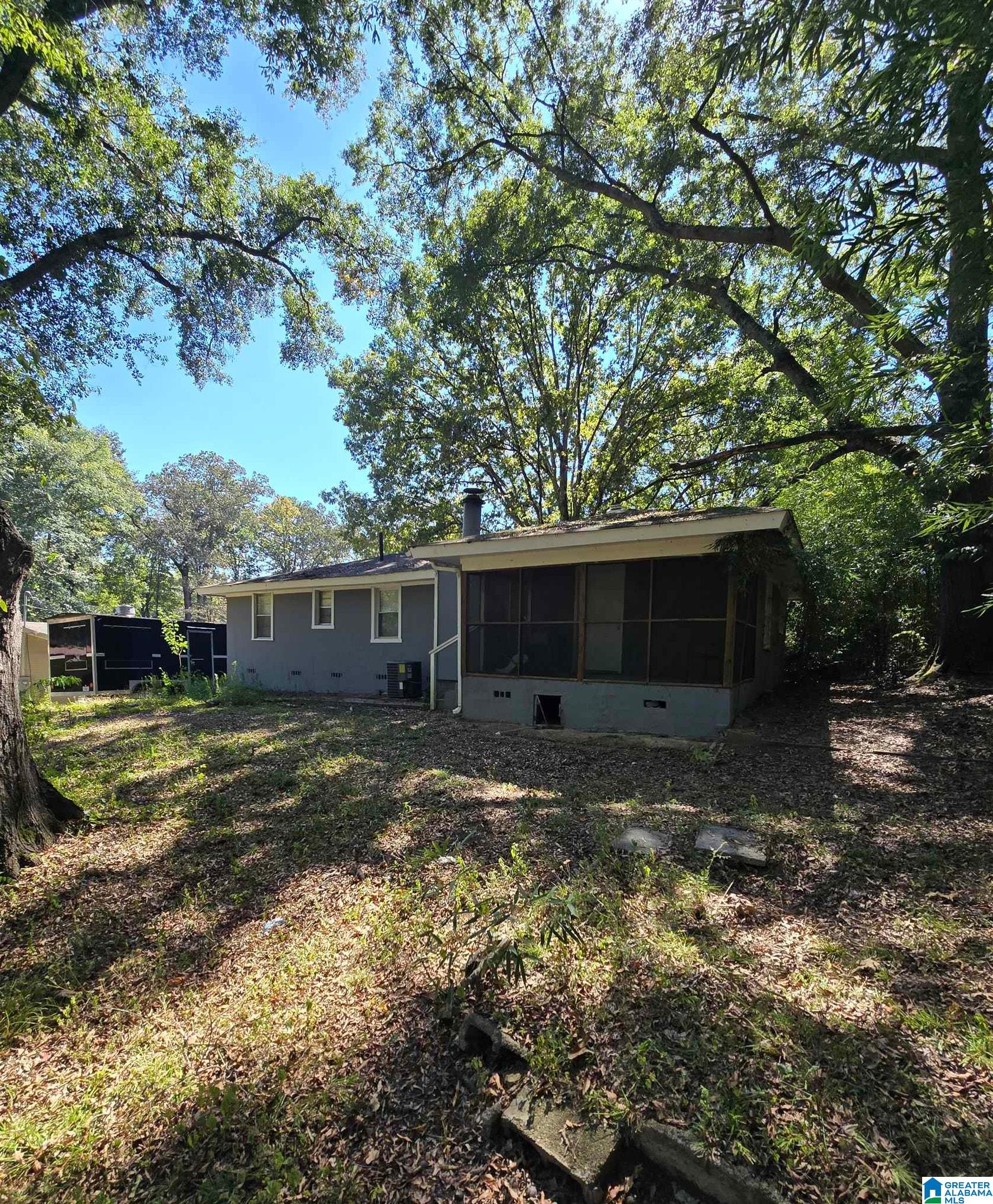 Photo 4 of Single family home for sale at 1529 Foster Ave, Birmingham, AL 35214 | MLS# 21466620 | Listing updated on 2026-10-02