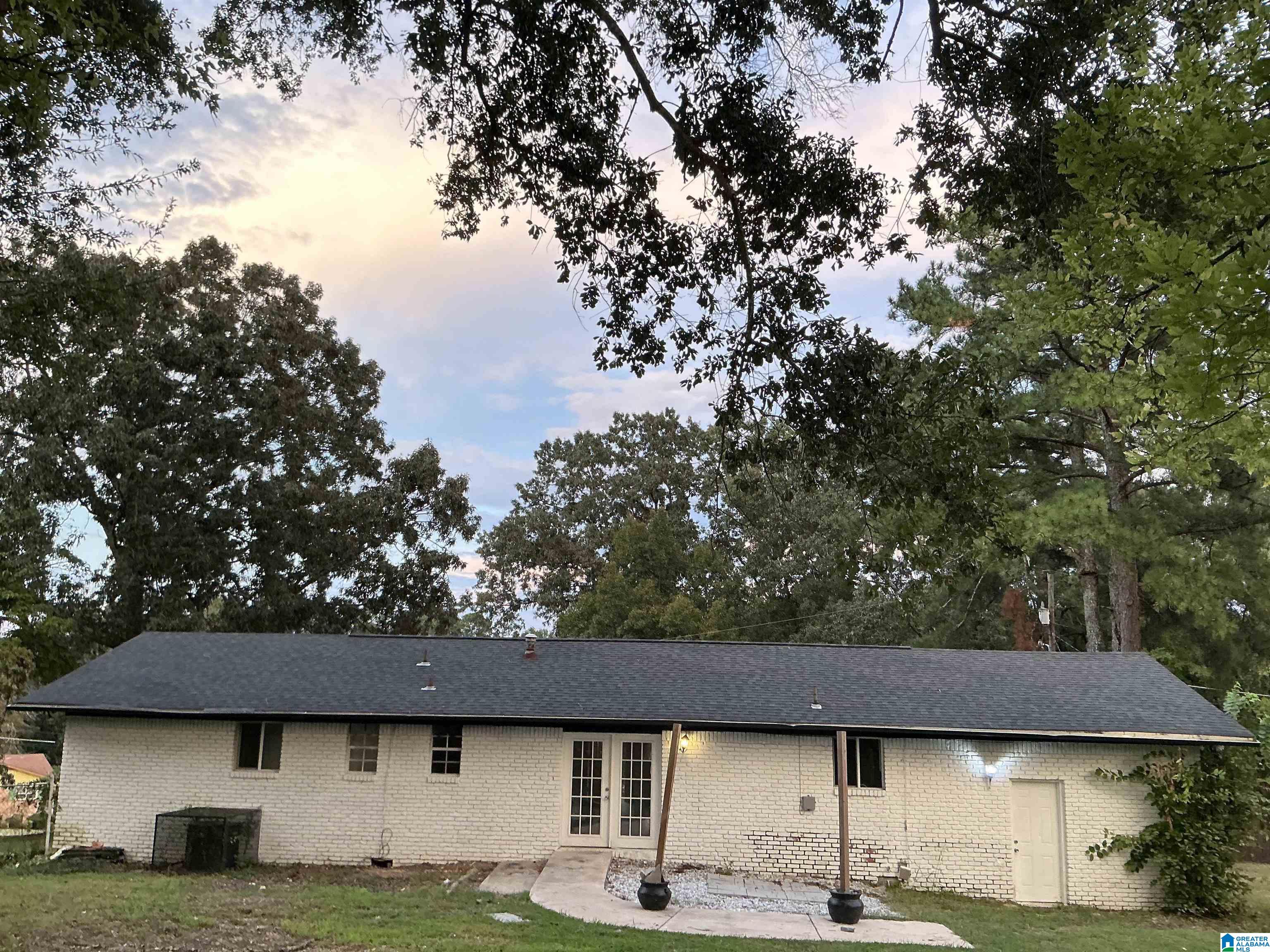 Photo 4 of Single family home for sale at 329 25th Avenue NW, Center Point, AL 35215 | MLS# 21466624 | Listing updated on 2026-10-02