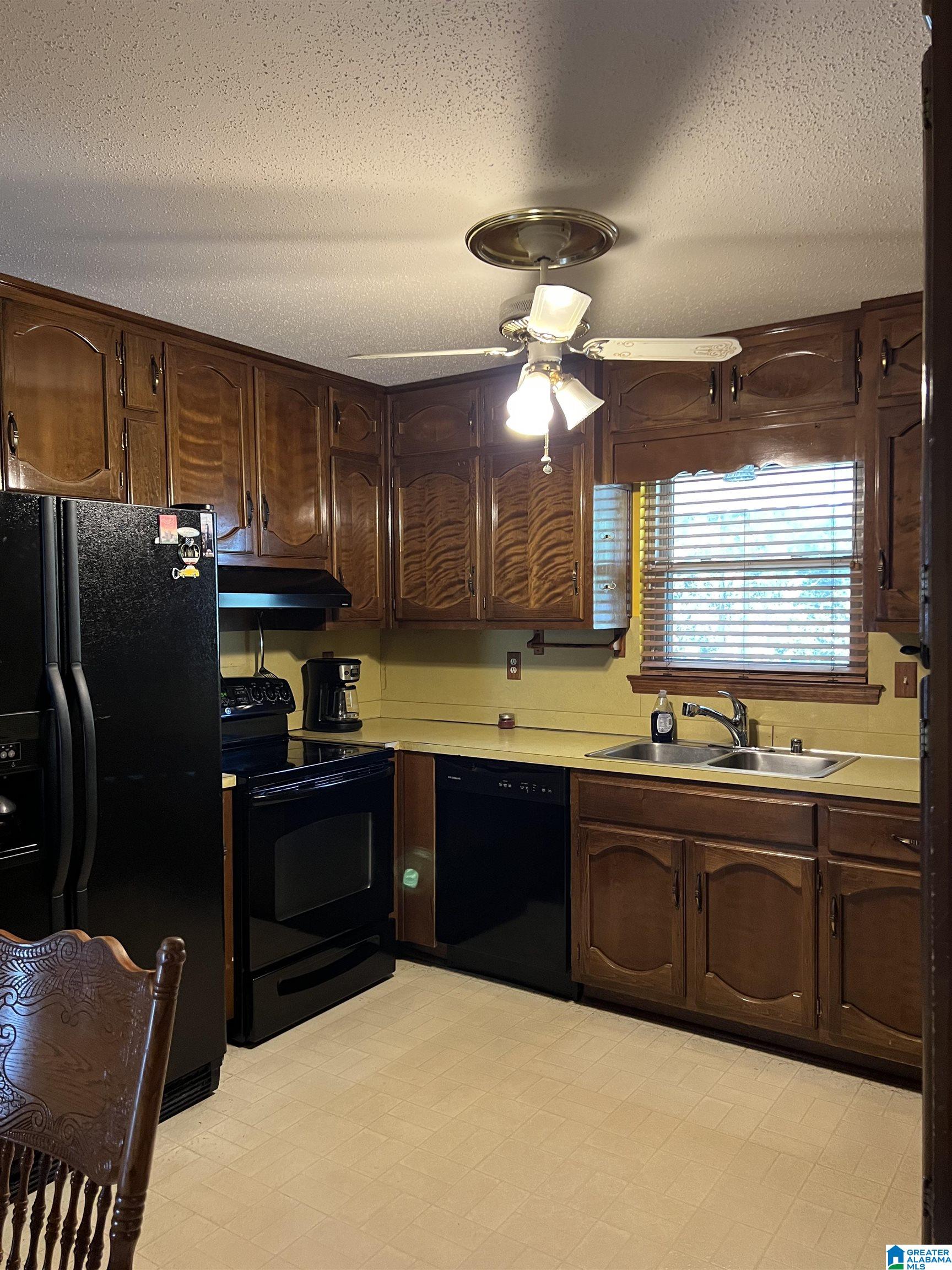 Photo 4 of Single family home for sale at 928 18th Avenue, Birmingham, AL 35215 | MLS# 21466632 | Listing updated on 2026-10-02