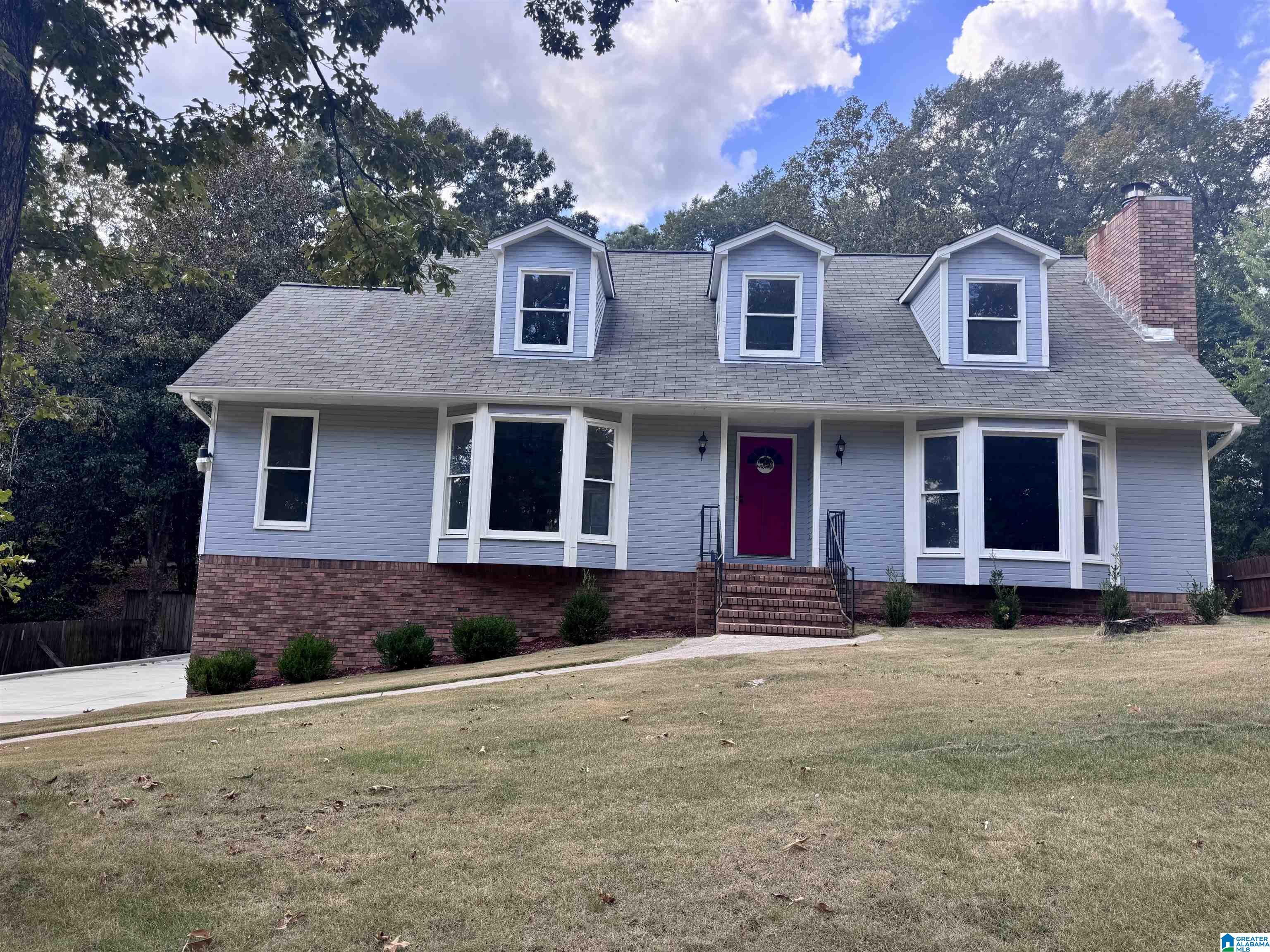 Photo 1 of Single family home for sale at 3549 William And Mary Rd, Hoover, AL 35216 | MLS# 21466664 | Listing updated on 2026-10-03