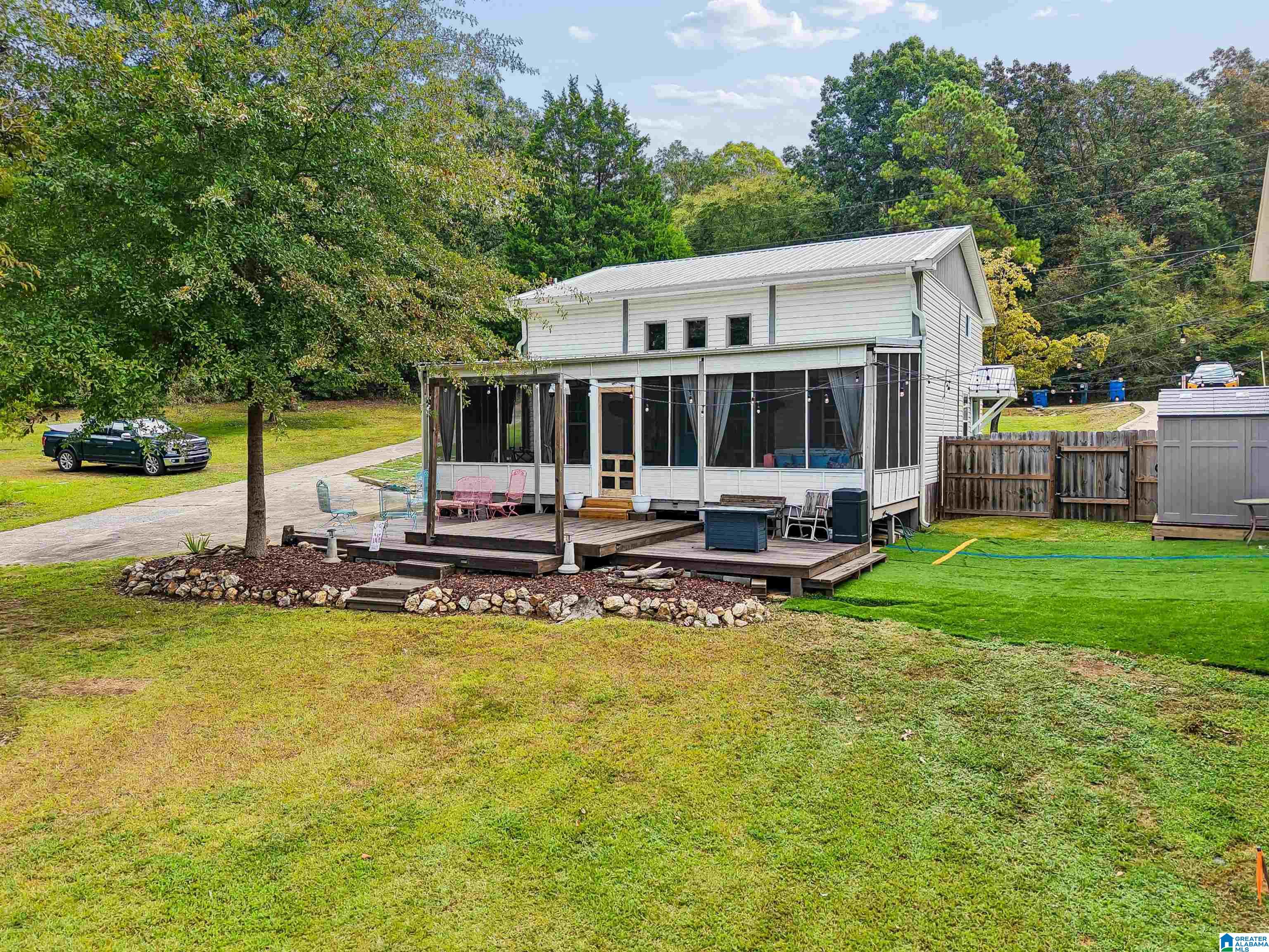 Single family home for sale at 180 W Lake Hl Dr, TALLADEGA, AL 35160 | MLS# 21466863