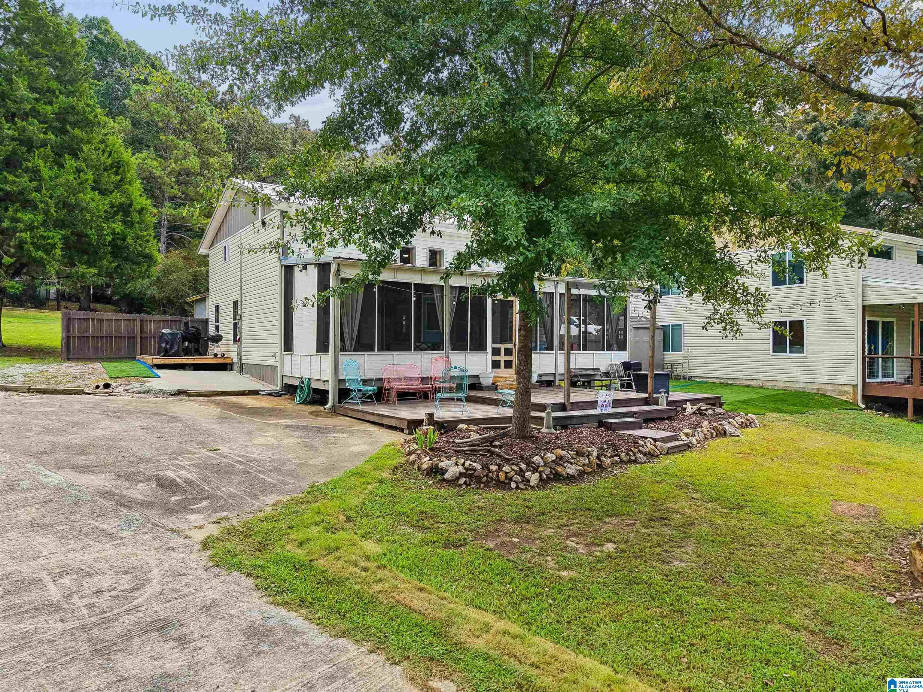 Photo 2 of Single family home for sale at 180 W Lake Hl Dr, Talladega, AL 35160 | MLS# 21466863 | Listing updated on 2026-10-06