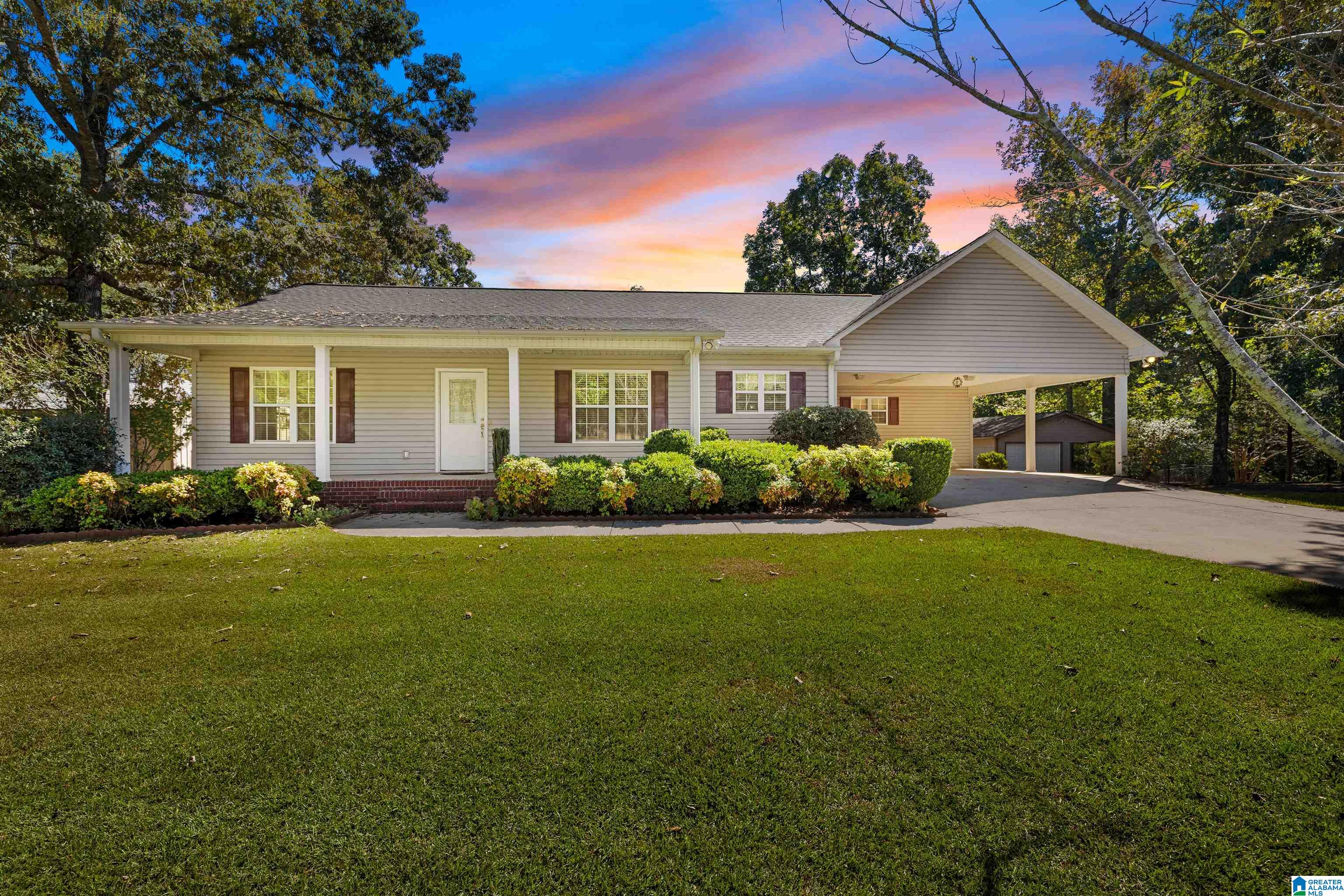 Photo 1 of Single family home for sale at 528 Ridgewood Dr, Remlap, AL 35133 | MLS# 21466875 | Listing updated on 2026-10-19
