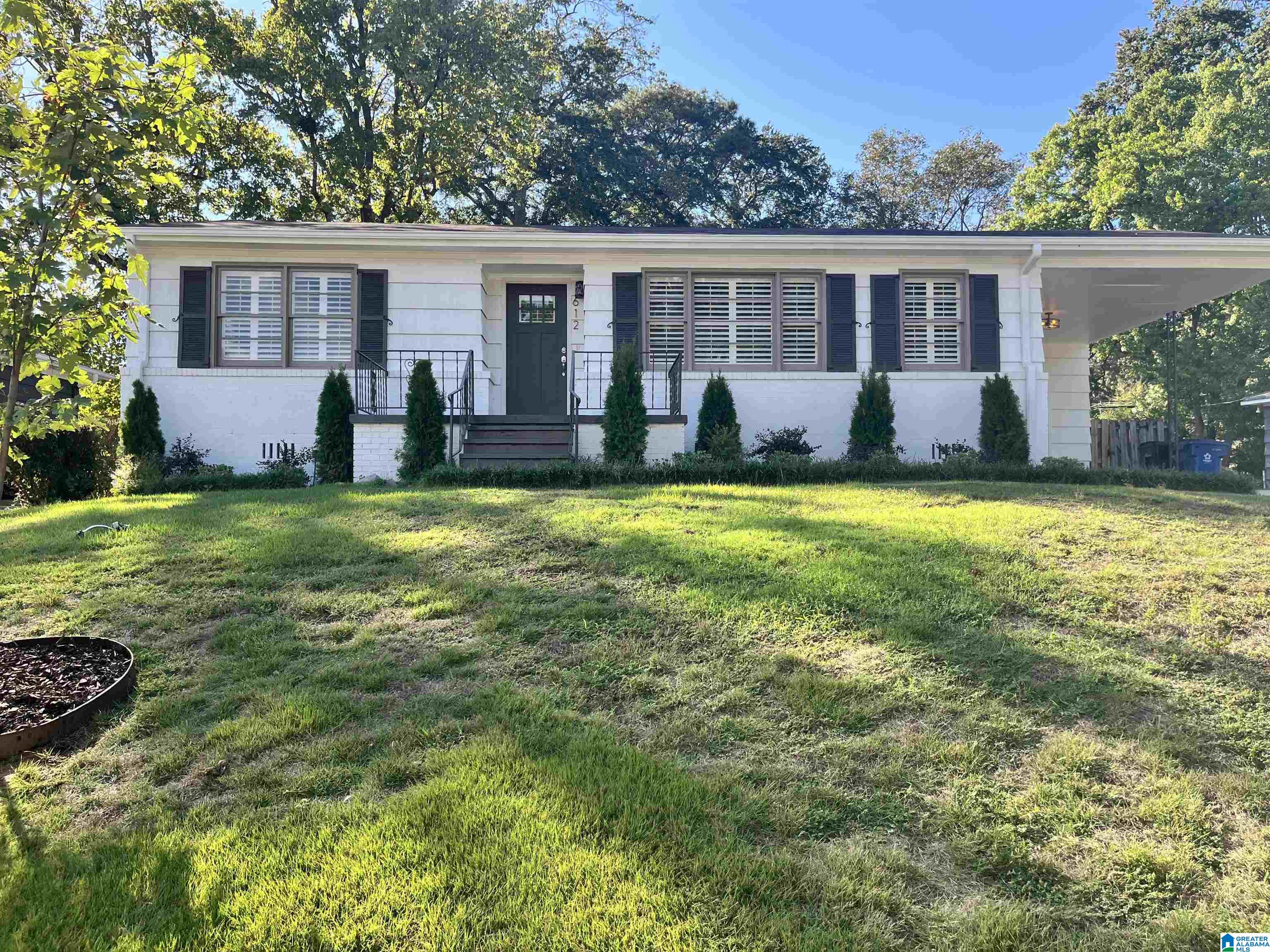 Photo 1 of Single family home for sale at 612 Edgemoor Dr, Birmingham, AL 35209 | MLS# 21466947 | Listing updated on 2026-10-22