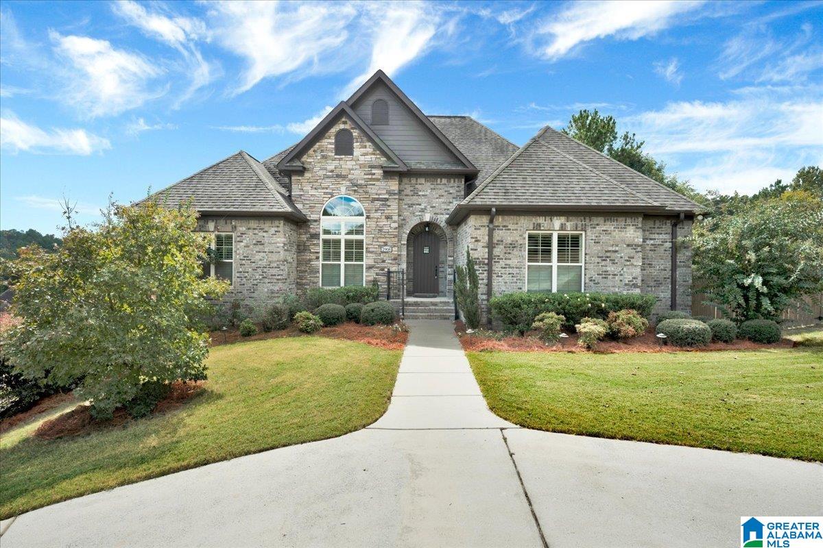Photo 1 of Sale Pending at 2908 Deer Run Ln, Trussville, AL 35173 | MLS# 21467060 | Listing updated on 2026-10-19