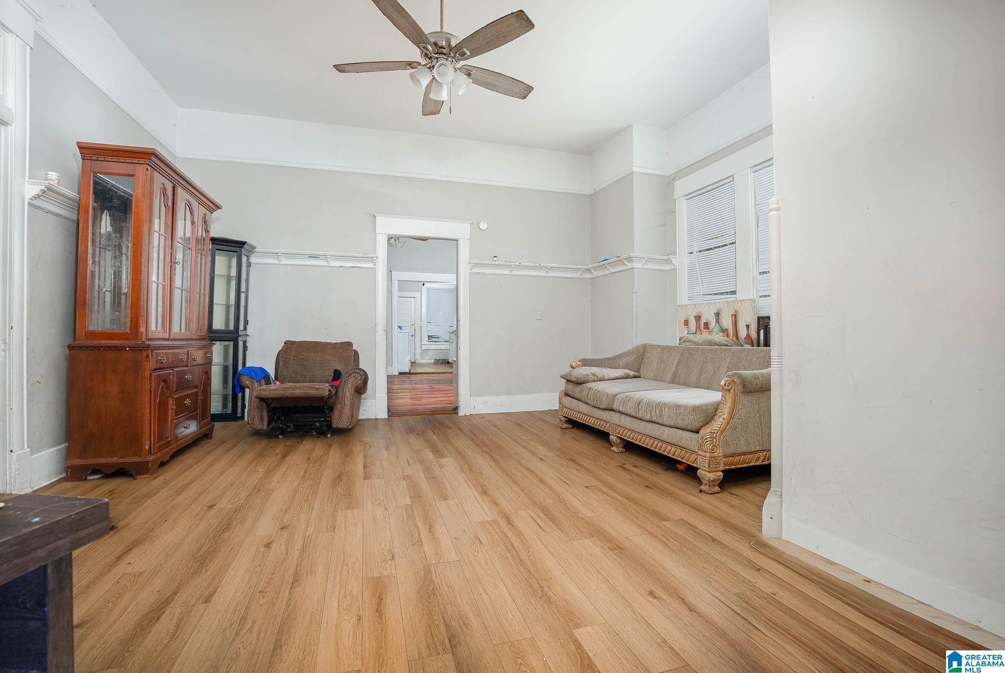 Photo 3 of Single family home for sale at 4012 39th Court, Birmingham, AL 35217 | MLS# 21467095 | Listing updated on 2026-10-08