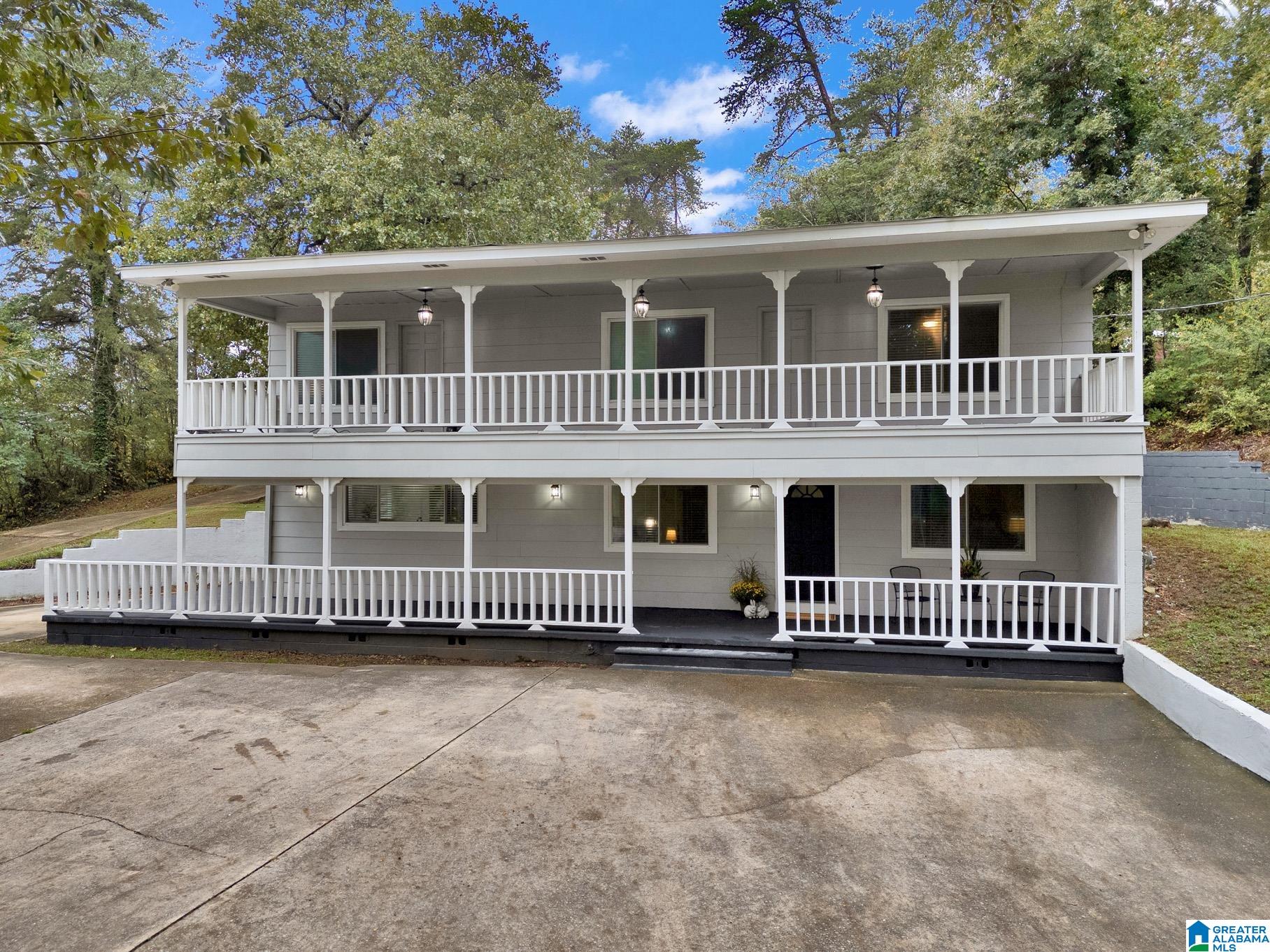 1622 FAIRCREST DRIVE