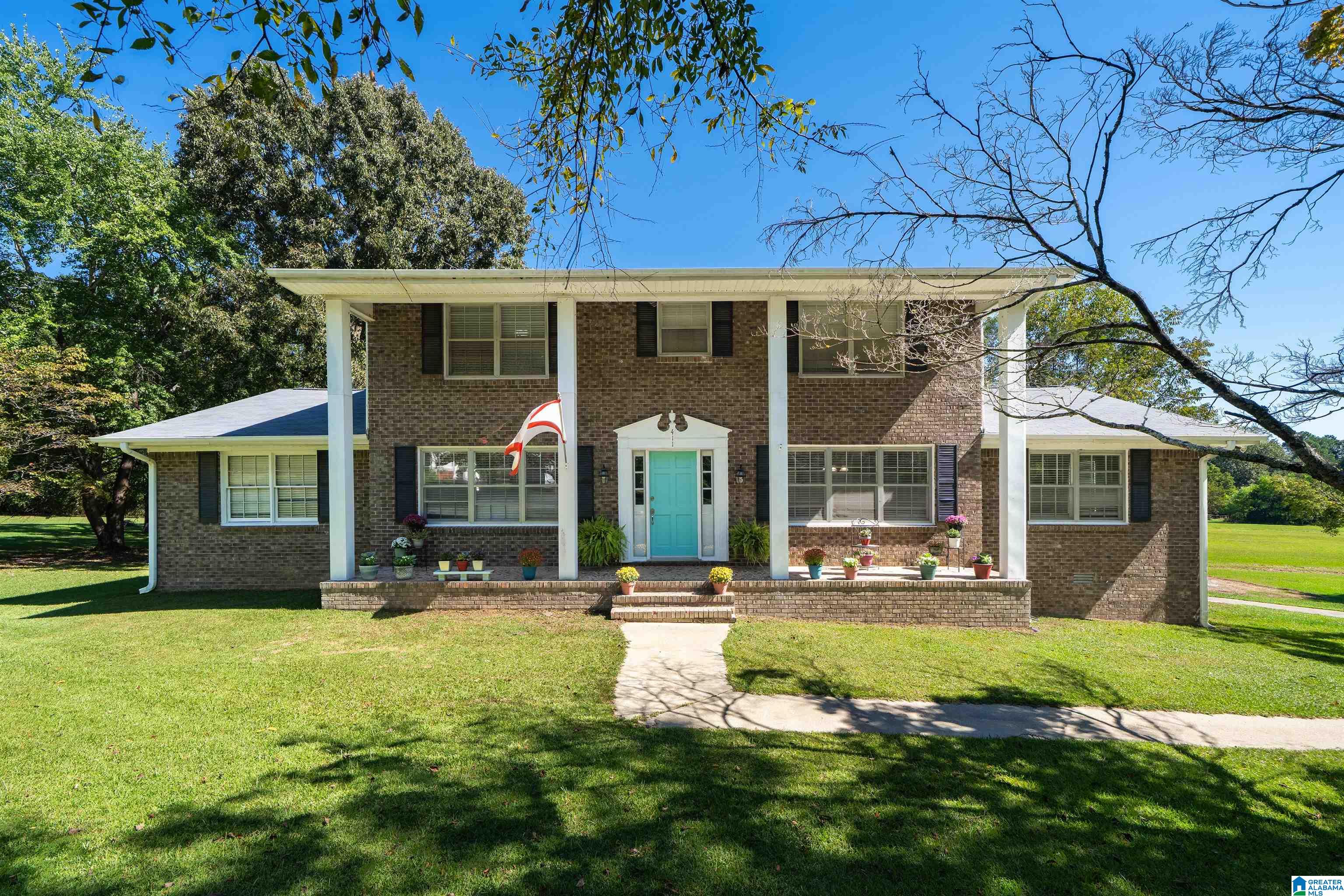 Single family home for sale at 411 Collum St, JEMISON, AL 35085 | MLS# 21467387