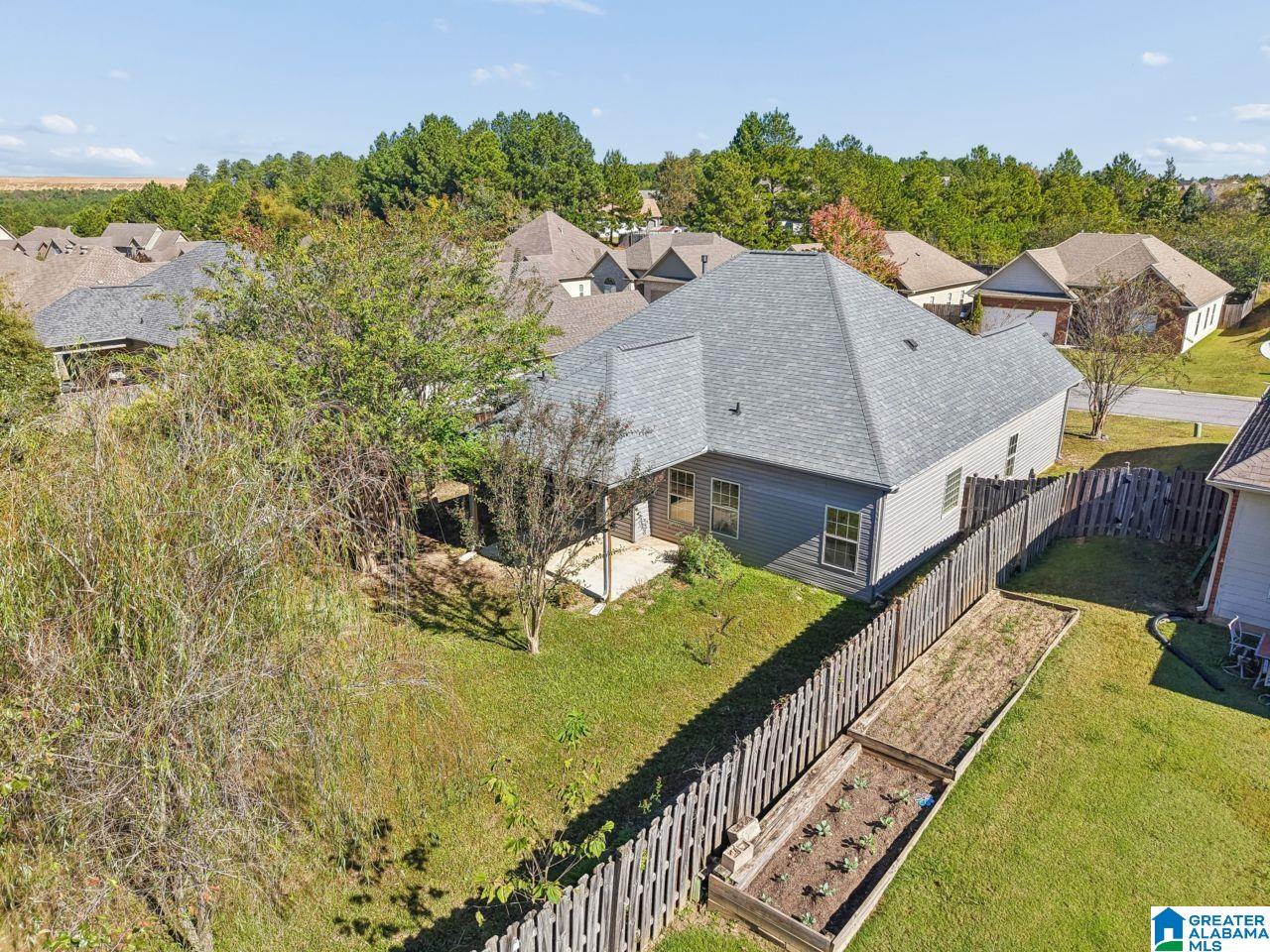 Photo 2 of Single family home for sale at 688 Waterford Ln, Calera, AL 35040 | MLS# 21467396 | Listing updated on 2026-10-22