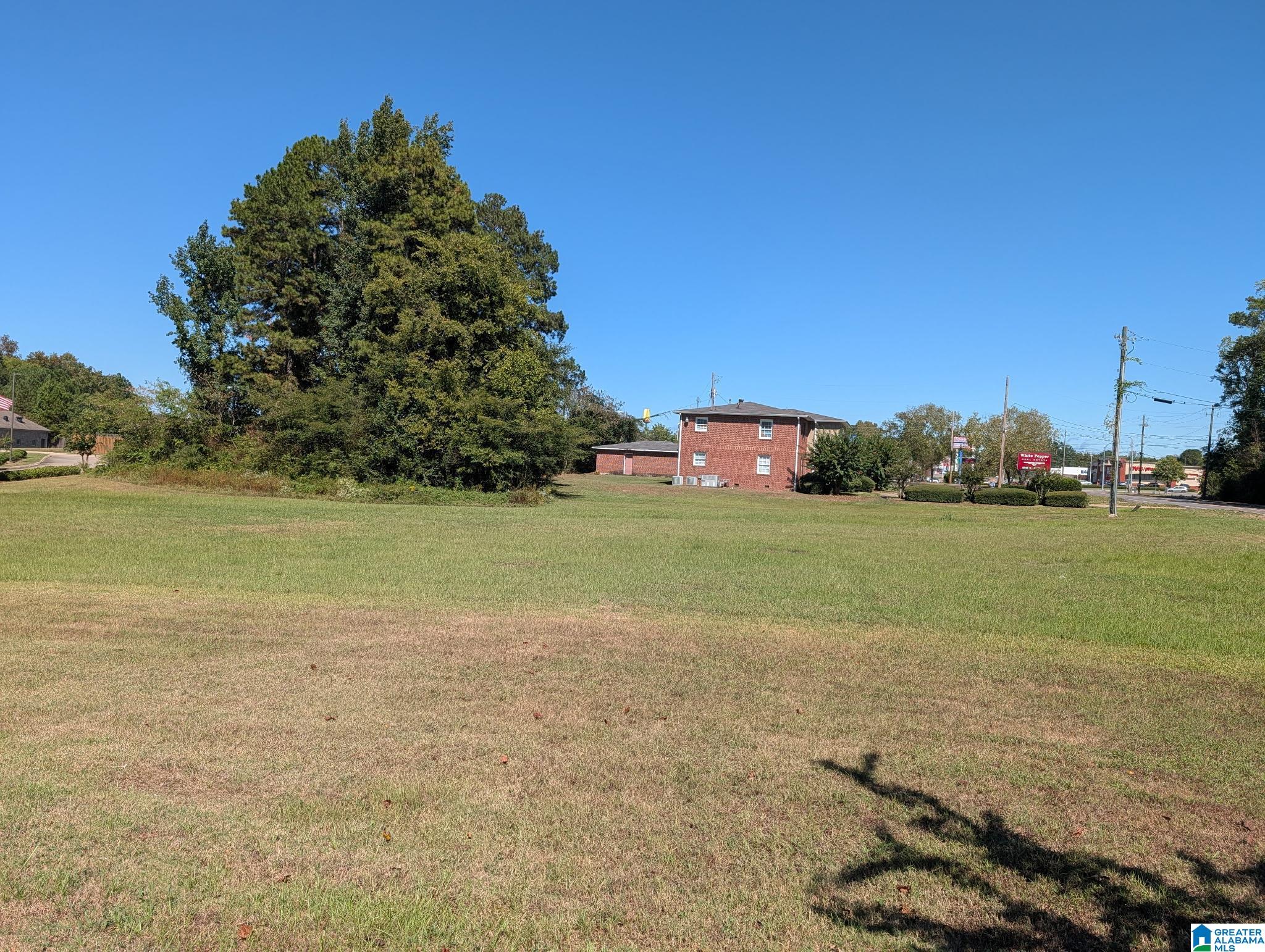 506 AIRPORT ROAD S