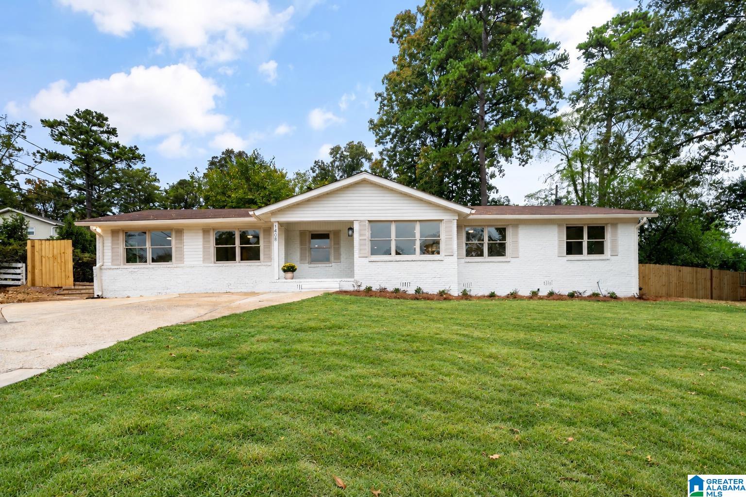Photo 1 of Single family home for sale at 1408 Holly Oak Dr, Vestavia, AL 35226 | MLS# 21467491 | Listing updated on 2026-10-19