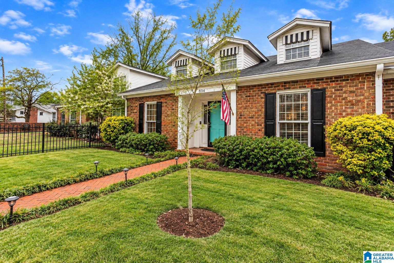 Photo 3 of Single family home for sale at 804 Keith Ave, Anniston, AL 36207 | MLS# 21467527 | Listing updated on 2026-10-19