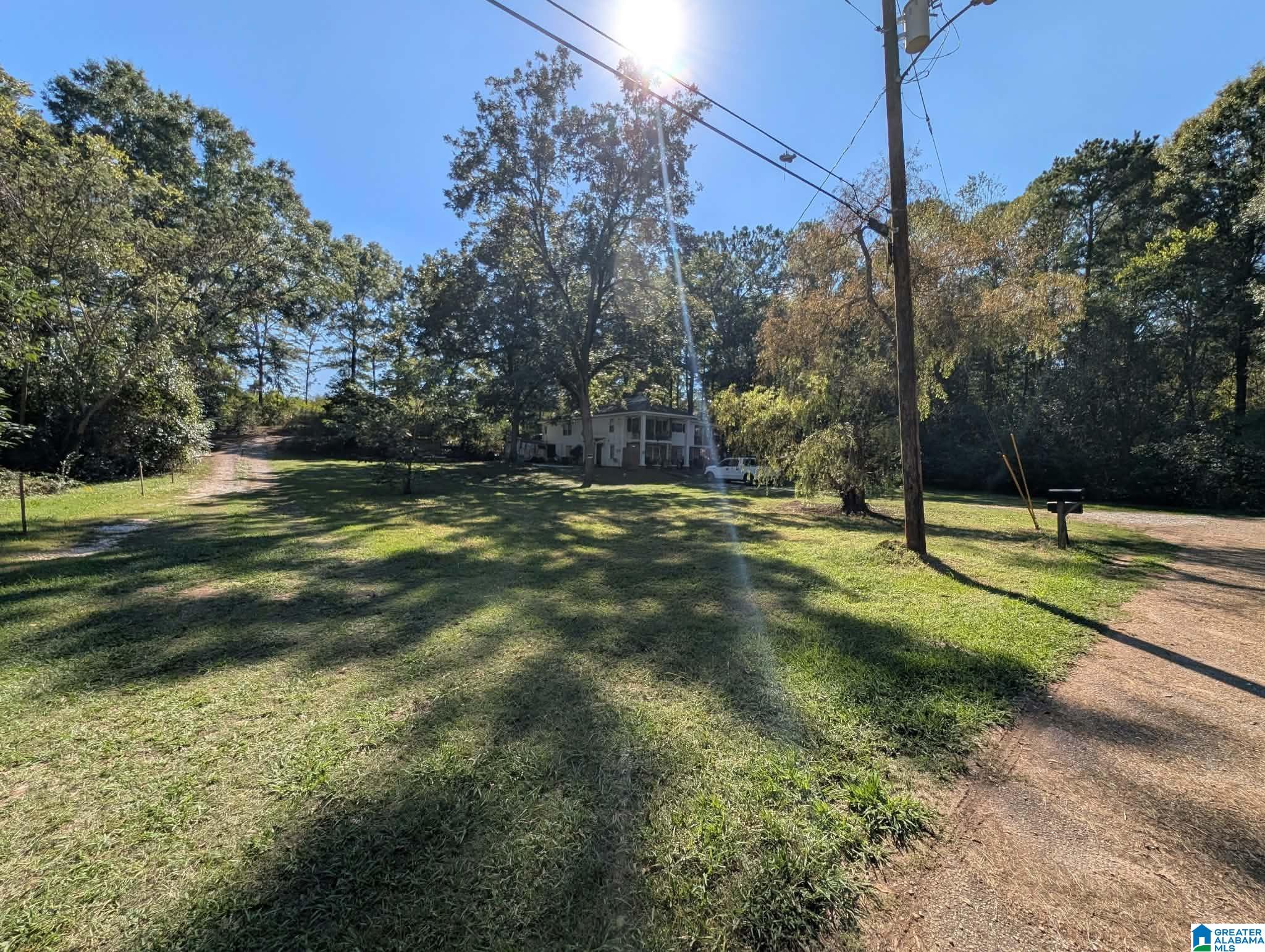 Photo 4 of Single family home for sale at 415 Lee St, Sylacauga, AL 35151 | MLS# 21467571 | Listing updated on 2026-10-14