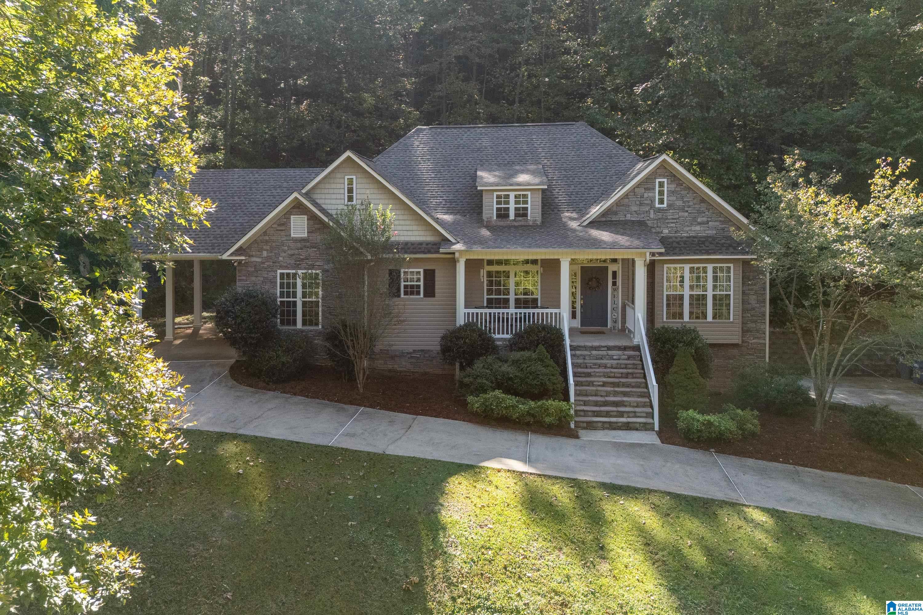 390 BEAVER RIDGE CIRCLE