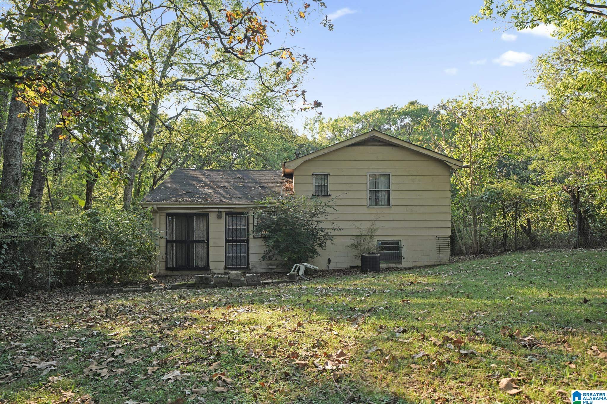 Photo 31 of Single family home for sale at 2013 14th Way SW, BIRMINGHAM, AL 35211 | MLS# 21467679 | Listing updated on 2026-10-22