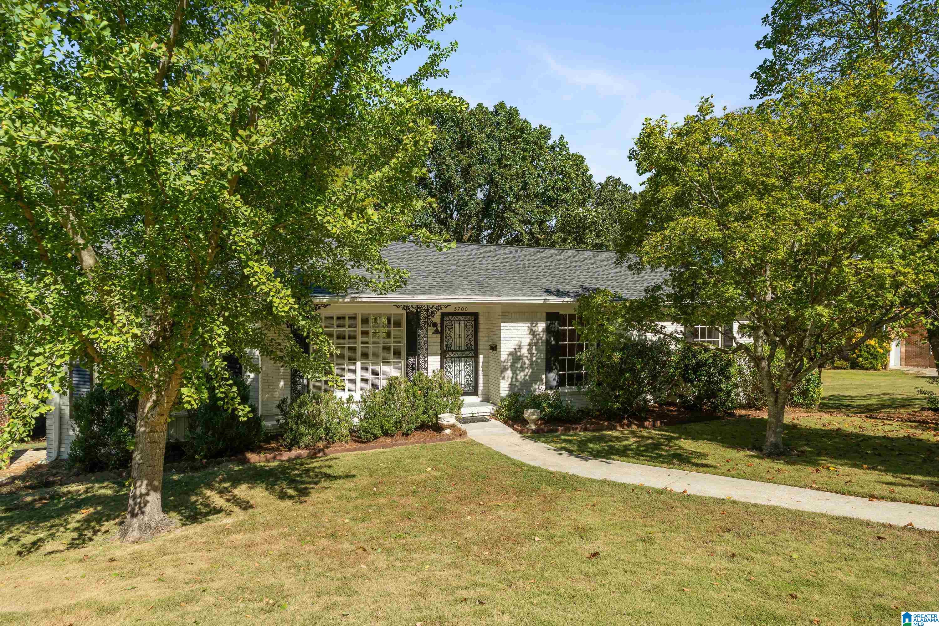 Photo 1 of Single family home for sale at 5700 11th Avenue S, Birmingham, AL 35222 | MLS# 21467680 | Listing updated on 2026-10-15