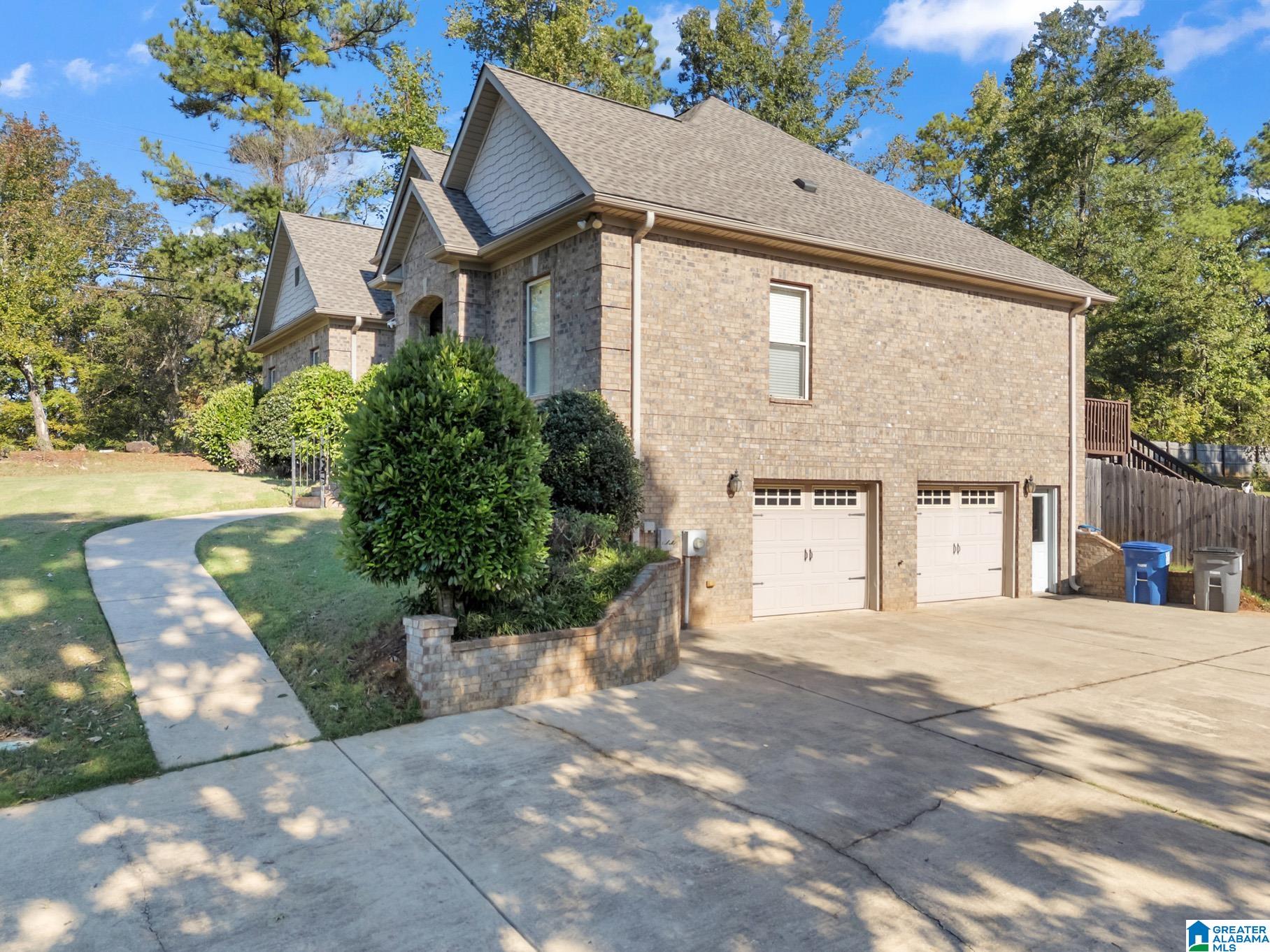 Photo 1 of Single family home for sale at 1001 Asbury Cir, Helena, AL 35022 | MLS# 21467693 | Listing updated on 2026-10-19