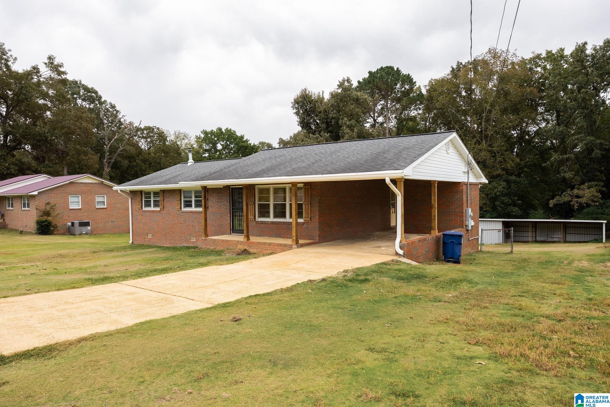 Photo 2 of Single family home for sale at 616 Windwood Dr, Anniston, AL 36206 | MLS# 21467721 | Listing updated on 2026-10-15