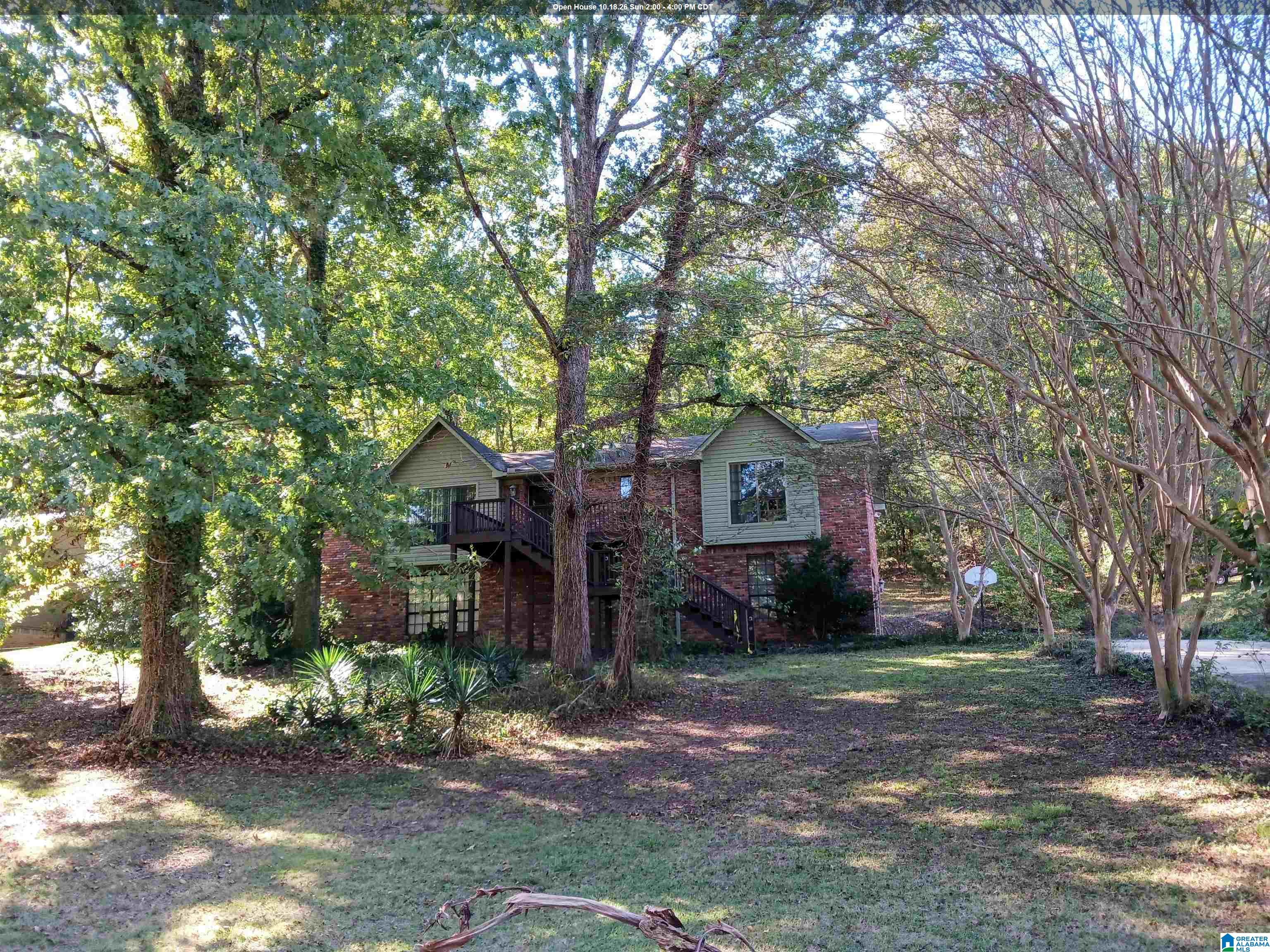 1126 ROCK CREST DRIVE