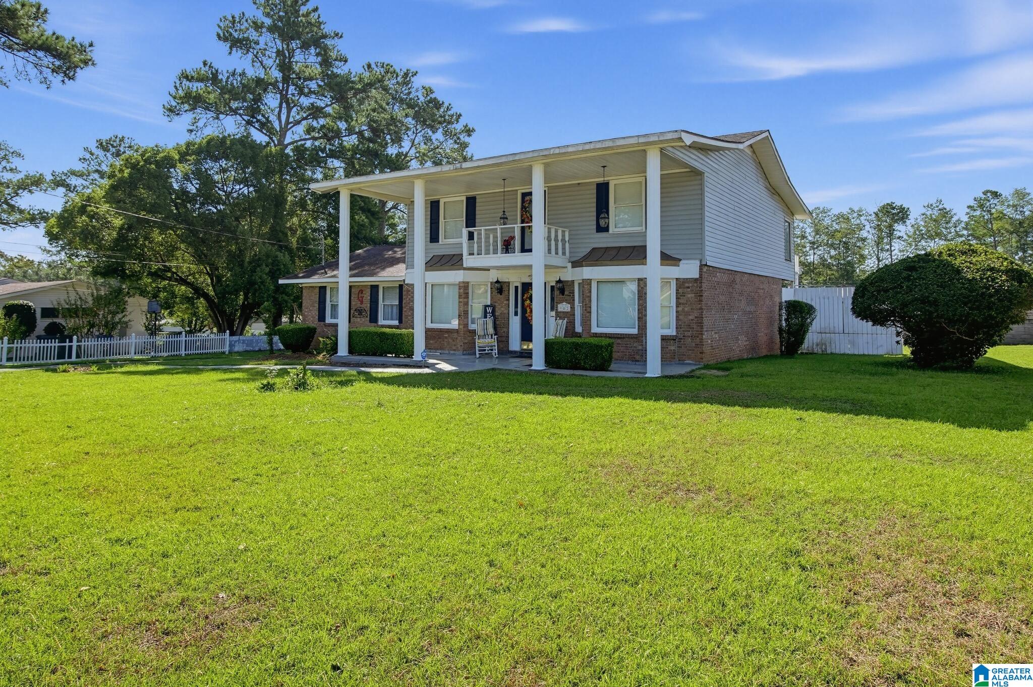 Photo 2 of Single family home for sale at 902 Dubois St, Dothan, AL 36303 | MLS# 21467762 | Listing updated on 2026-10-22
