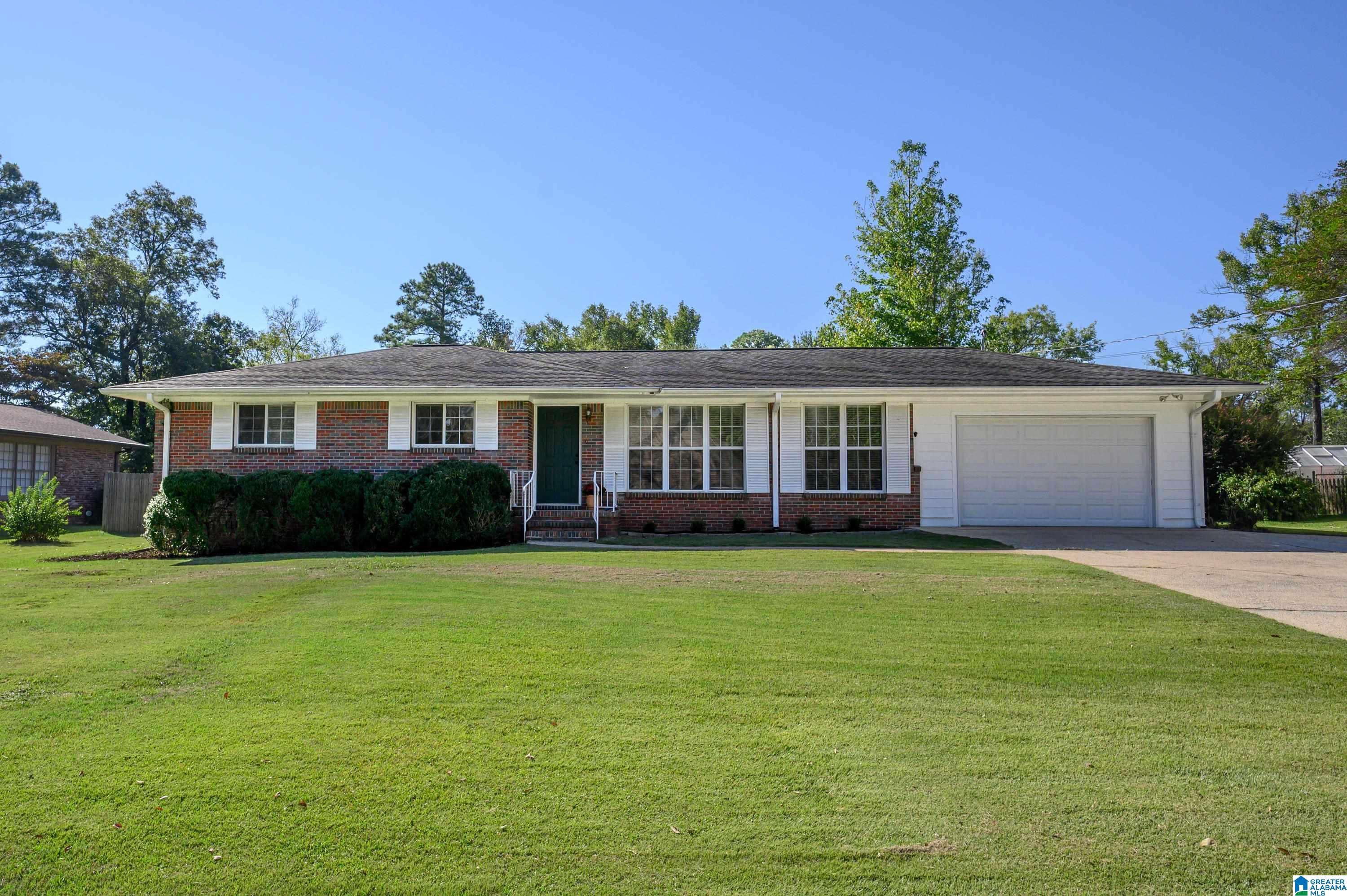 Sale Pending at 2232 Hawksbury Ln, Hoover, AL 35226 | MLS# 21467823 | Listing updated on 2026-10-22