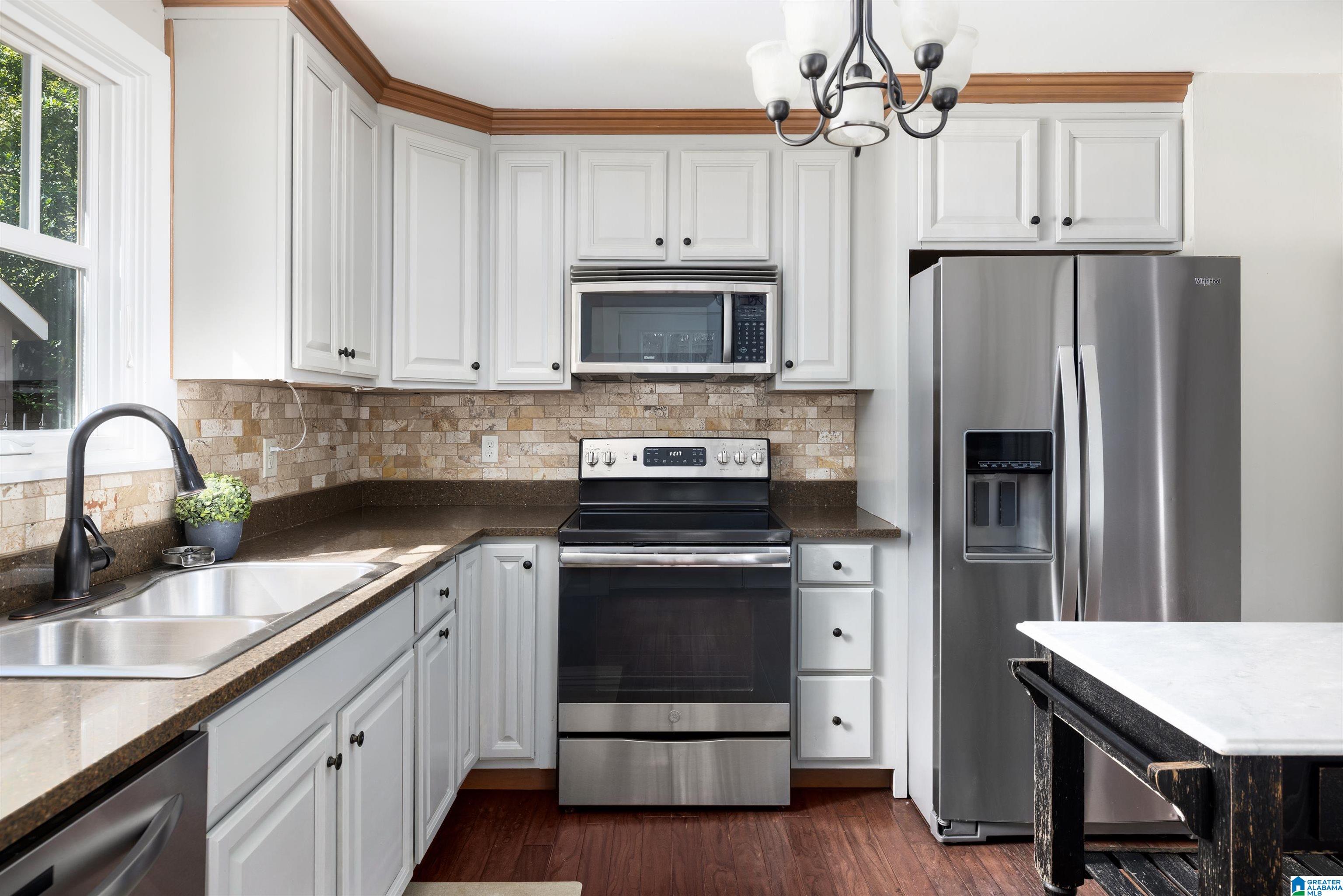 Photo 3 of Single family home for sale at 2717 Caldwell Ave S, Birmingham, AL 35205 | MLS# 21467827 | Listing updated on 2026-10-19