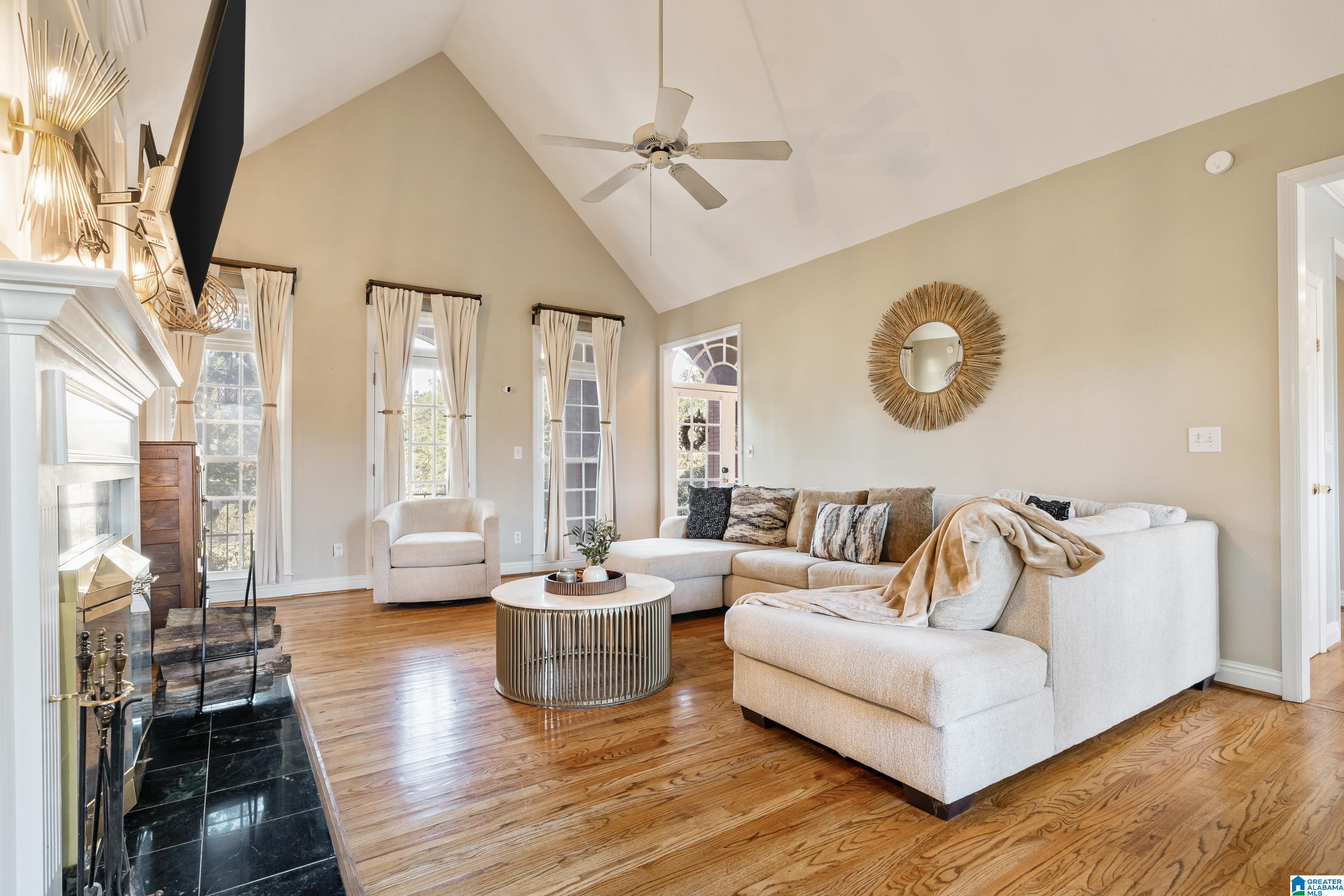 Photo 3 of Single family home for sale at 114 Saddle Lake Dr, Alabaster, AL 35007 | MLS# 21467831 | Listing updated on 2026-10-22