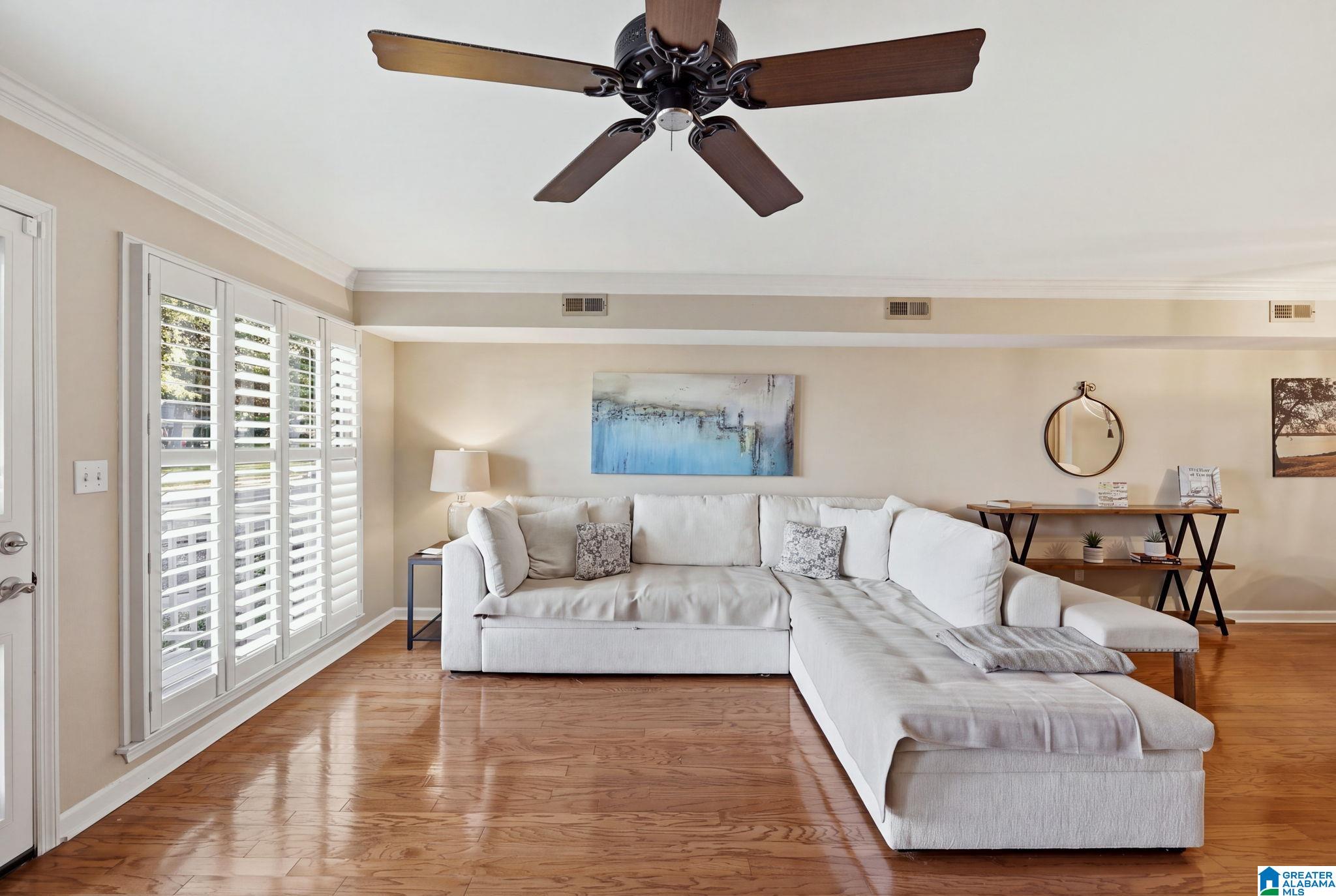 Photo 3 of Condo for sale at 52 Riverbend Cir #52, Guntersville, AL 35976 | MLS# 21467834 | Listing updated on 2026-10-16
