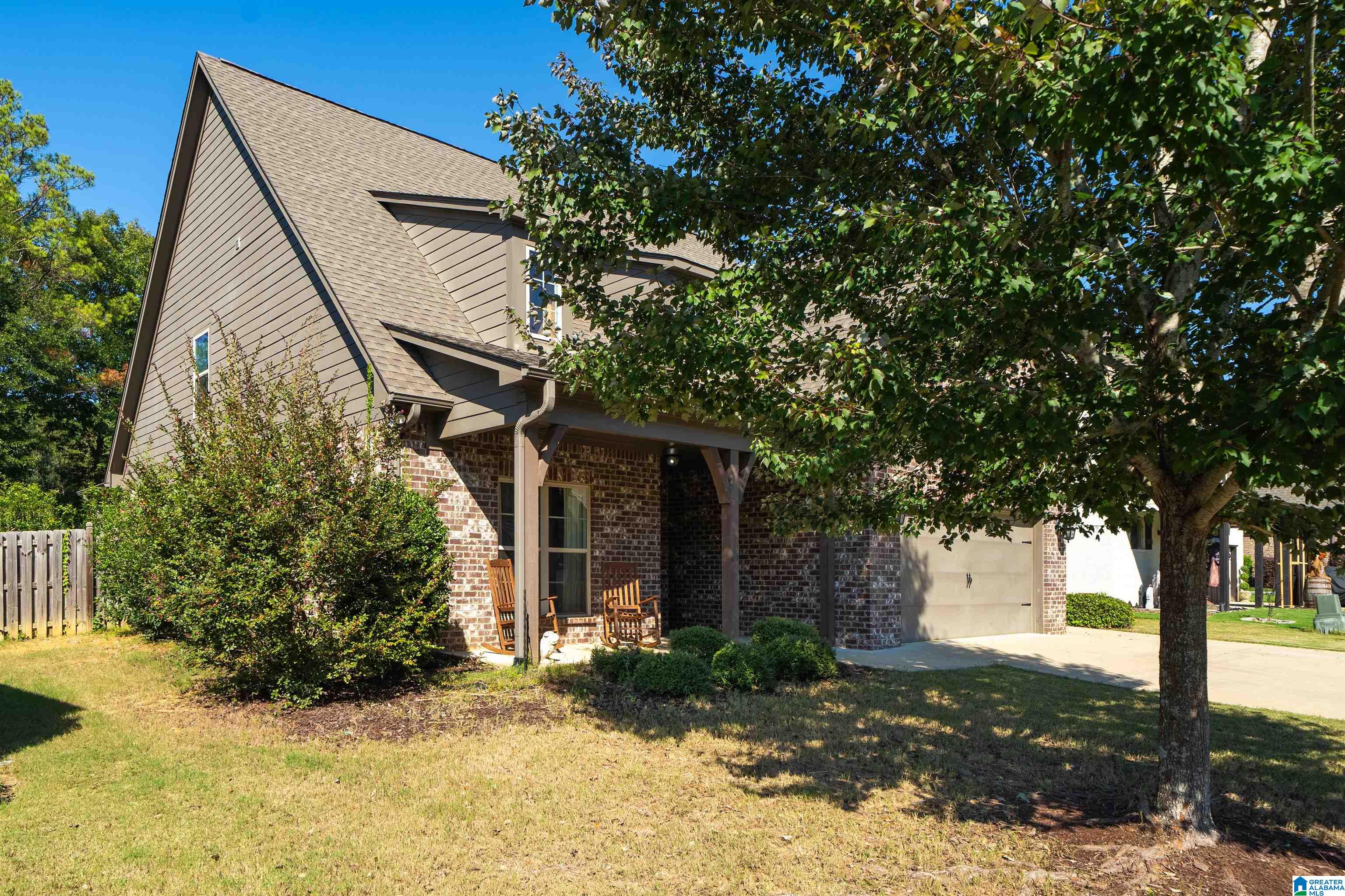 Photo 3 of Single family home for sale at 612 Kirkwall Ln, Pelham, AL 35124 | MLS# 21467835 | Listing updated on 2026-10-21