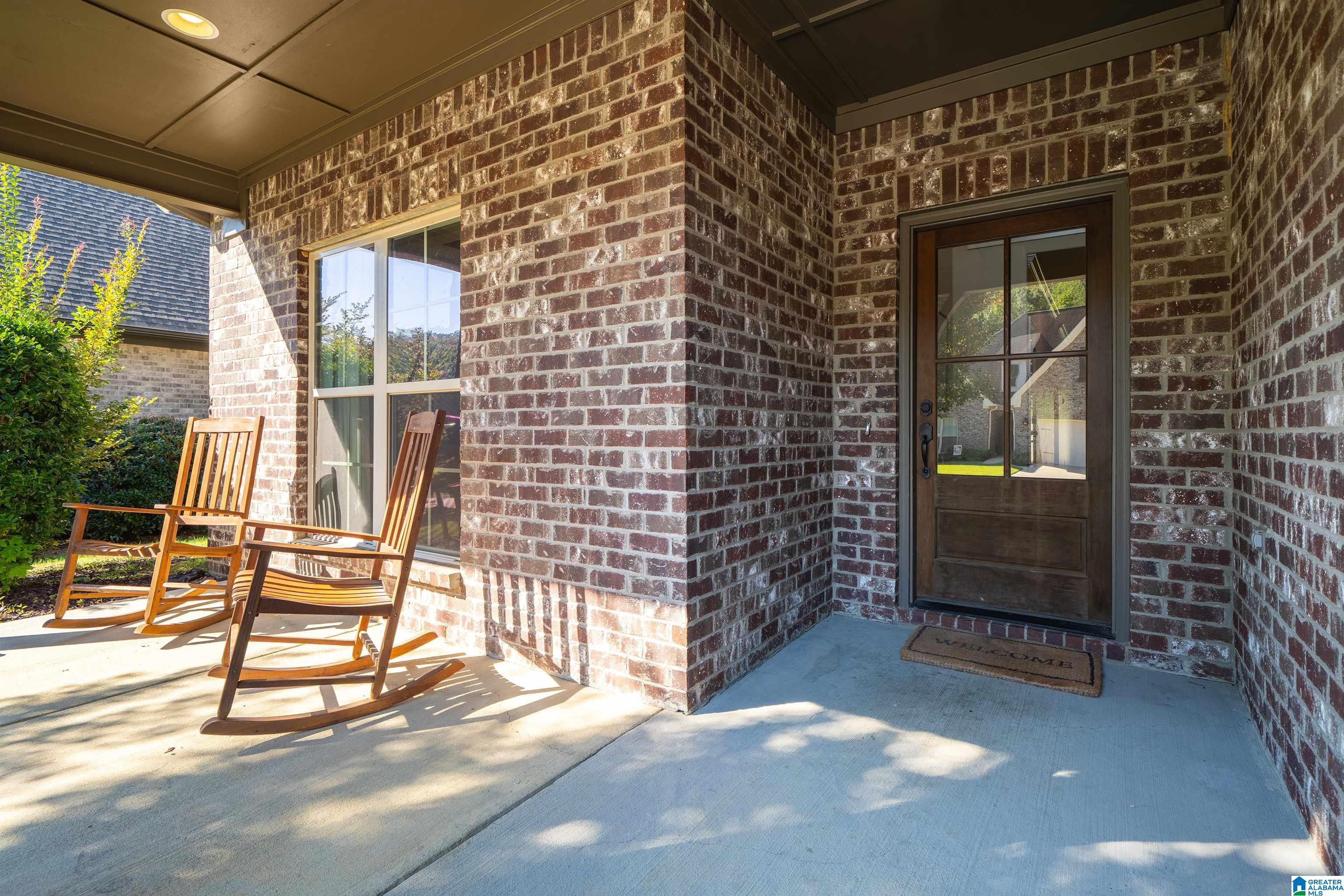 Photo 4 of Single family home for sale at 612 Kirkwall Ln, Pelham, AL 35124 | MLS# 21467835 | Listing updated on 2026-10-21